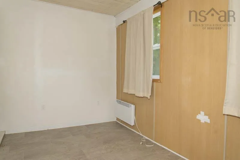 296 Main Street, Kentville, NS B4N 1K4, 6 Bedrooms Bedrooms, ,Residential Income,For Sale,Main,202520159
