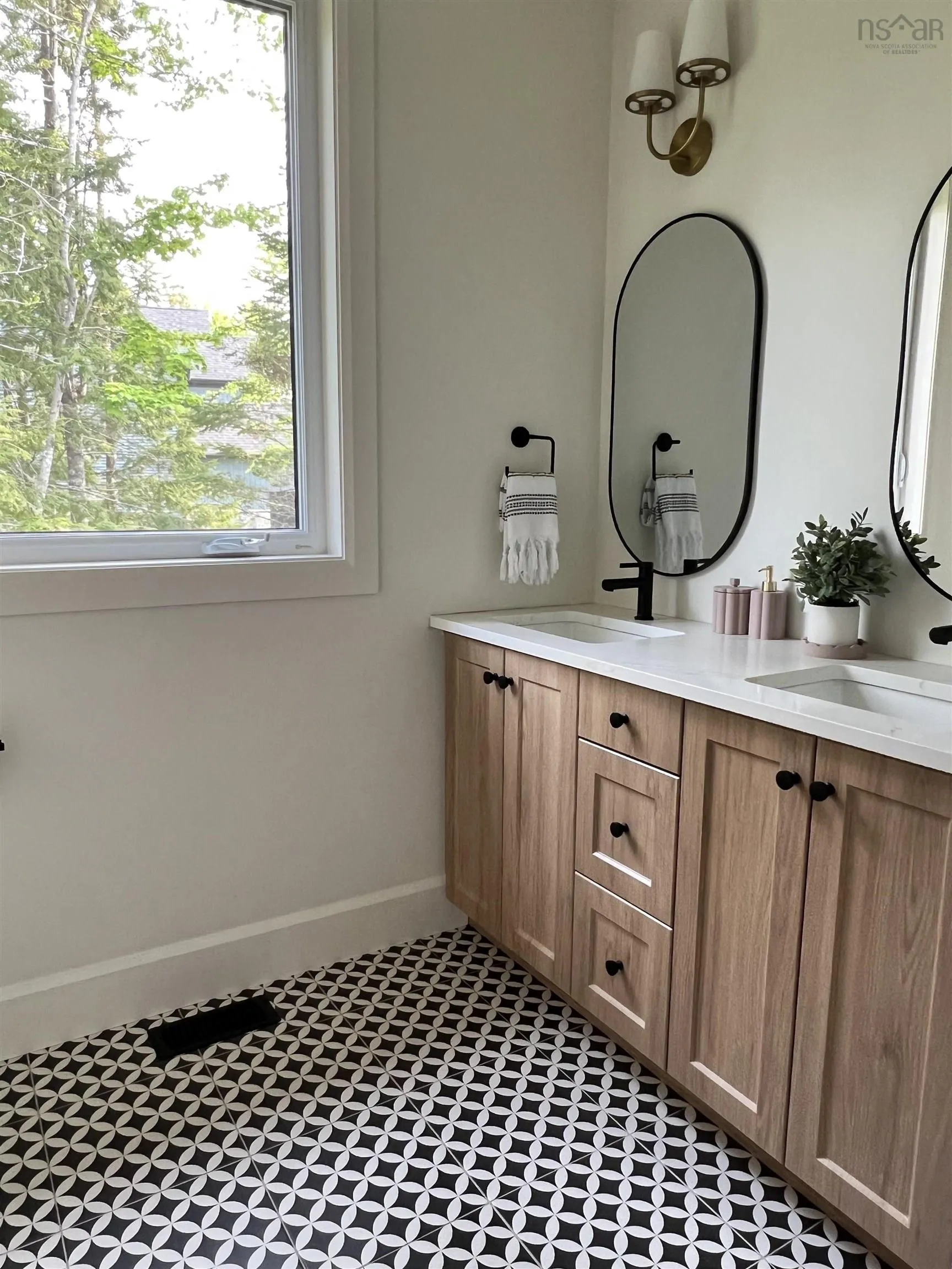 67 Heatherton Crescent, Fall River, NS B2T 0V2, 5 Bedrooms Bedrooms, ,4 BathroomsBathrooms,Residential,For Sale,Heatherton,202513471