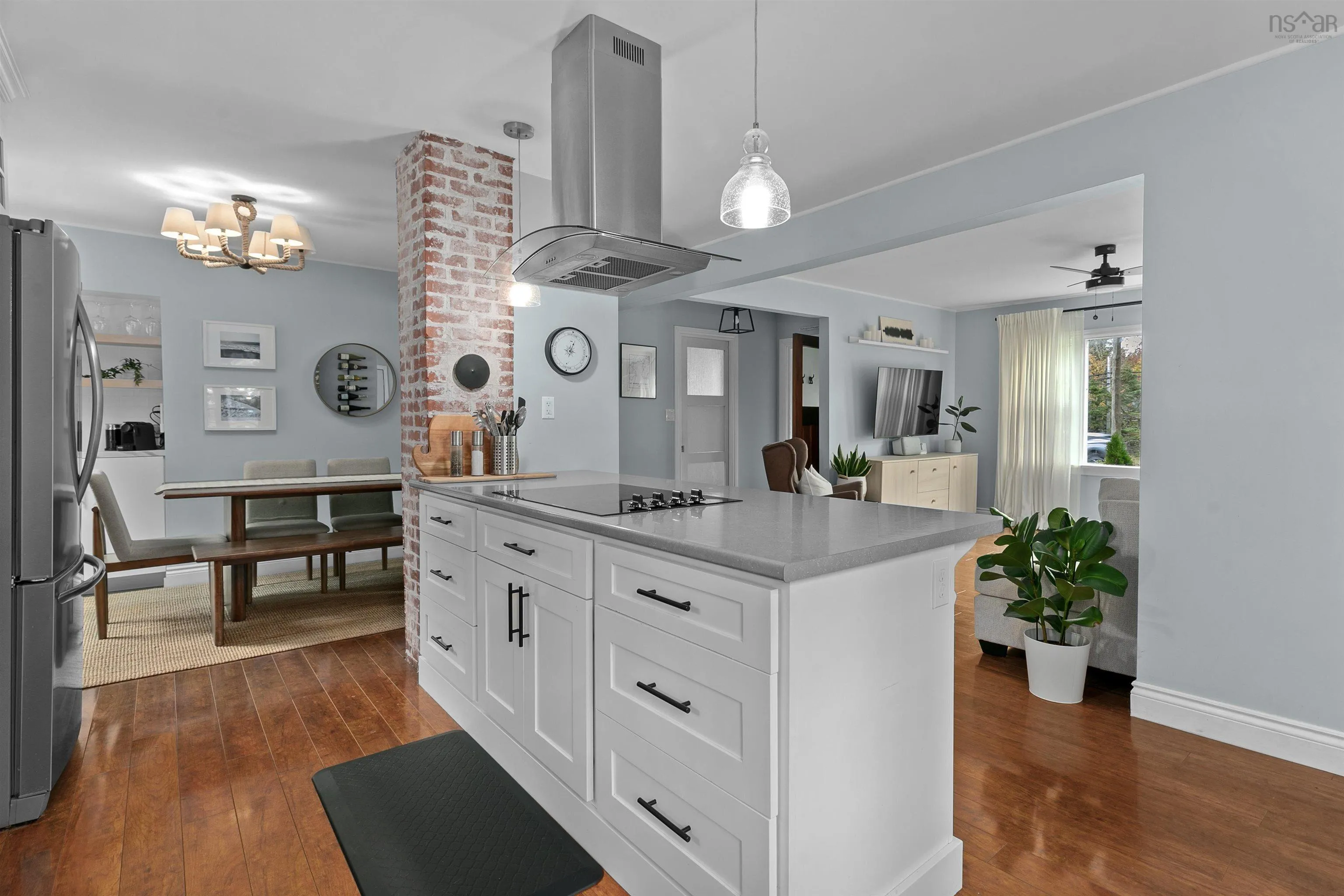 11504 Peggys Cove Road, Seabright, NS B3Z 2Y9, 2 Bedrooms Bedrooms, ,1 BathroomBathrooms,Residential,For Sale,Peggys Cove,202522847