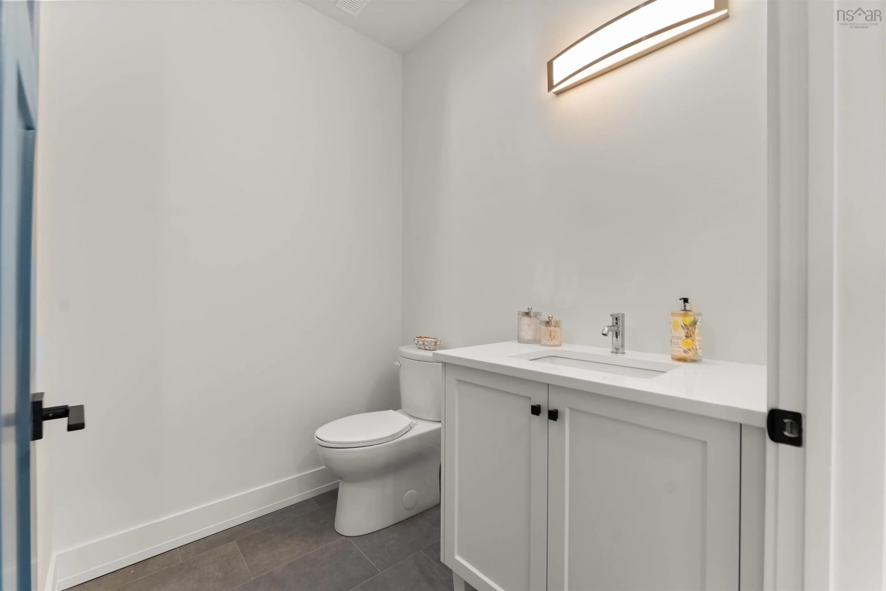 667 Shad Point Parkway, Blind Bay Ns B3z 4c1, 3 Bedrooms Bedrooms, ,2 BathroomsBathrooms,Residential,For Sale,Shad Point,202408224