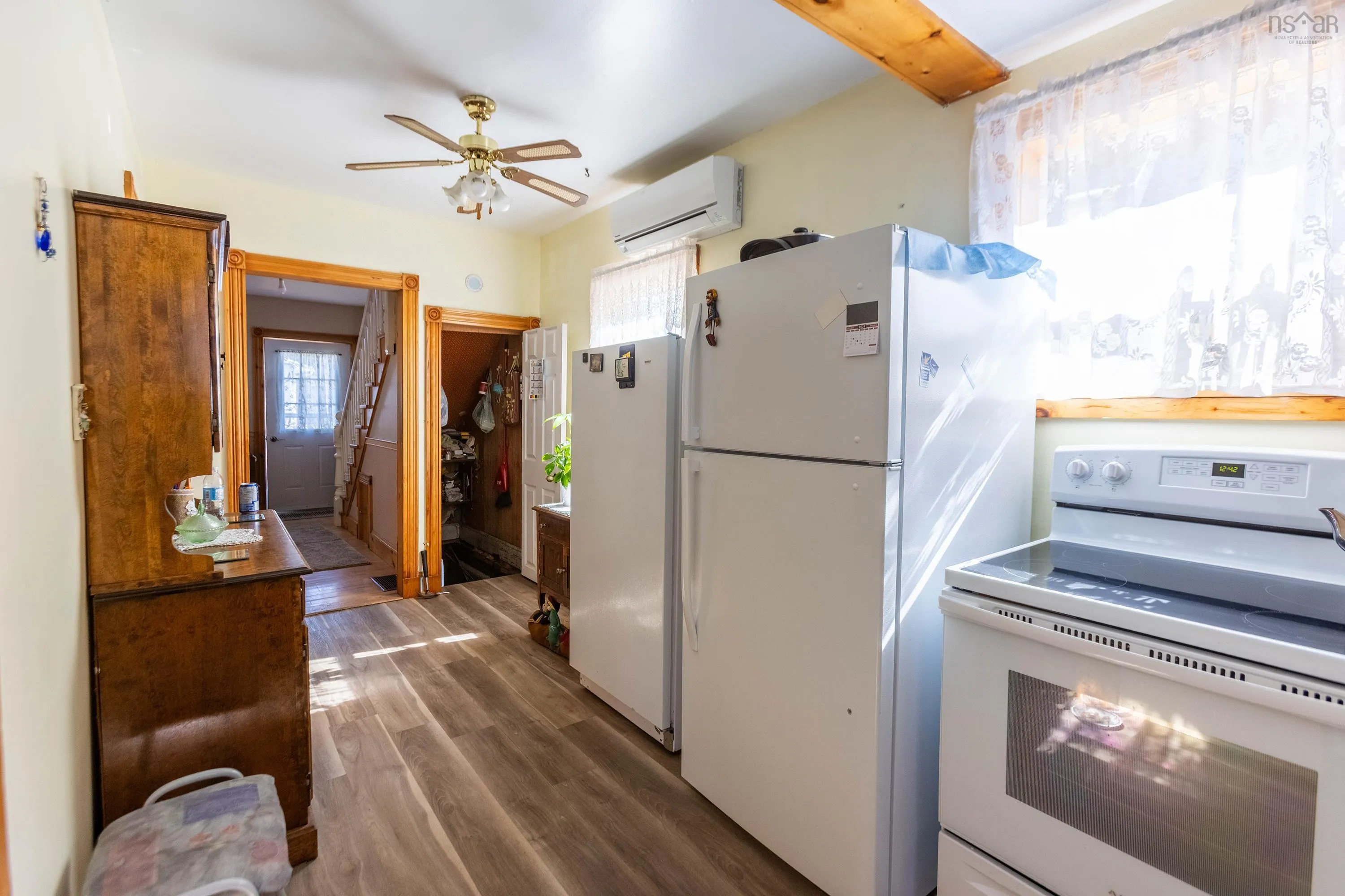 29 South Albion Street, Amherst, NS B4H 2W3, 2 Bedrooms Bedrooms, ,2 BathroomsBathrooms,Residential,For Sale,South Albion,202525460