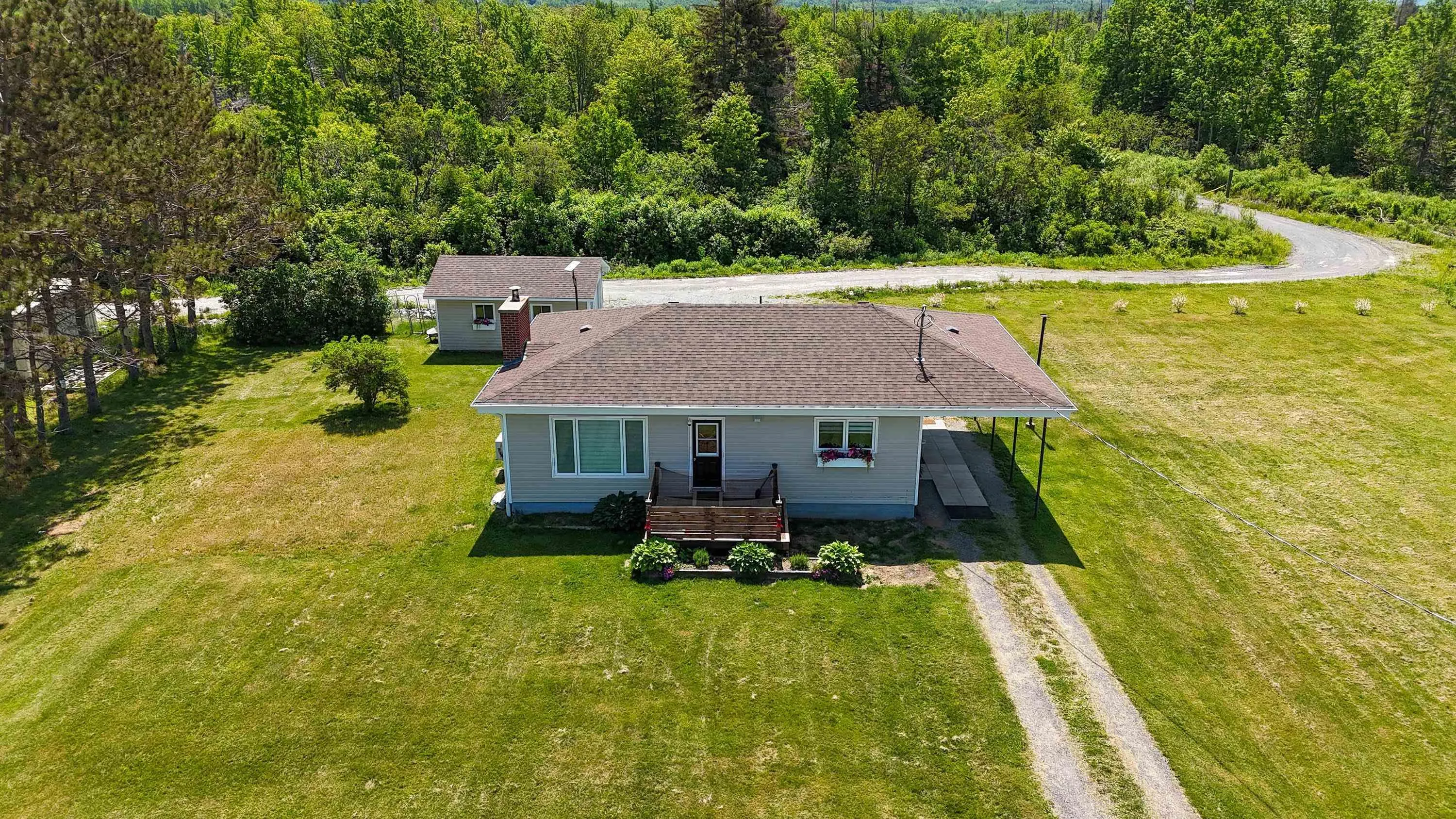 4650 Shore Road, Lismore, NS B0K 1G0, 3 Bedrooms Bedrooms, ,1 BathroomBathrooms,Residential,For Sale,Shore,202514539