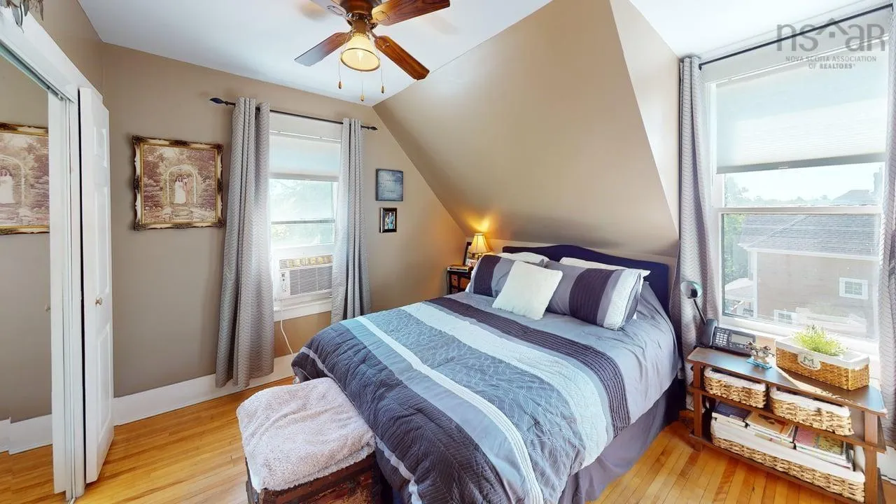 34 Duke Street, New Glasgow, NS B2H 1R1, 3 Bedrooms Bedrooms, ,2 BathroomsBathrooms,Residential,For Sale,Duke,202522275