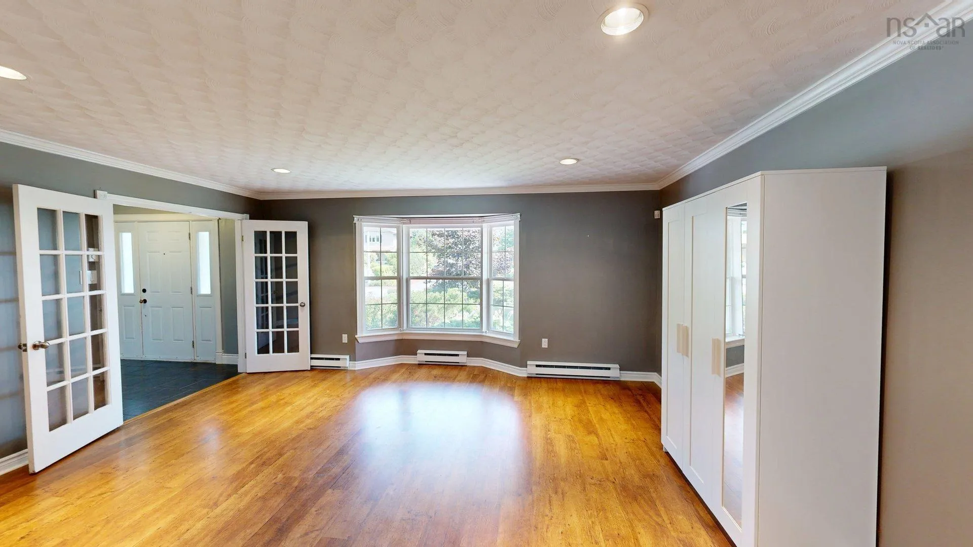 40 Saratoga Drive, Dartmouth, NS B2X 3P9, 5 Bedrooms Bedrooms, ,4 BathroomsBathrooms,Residential,For Sale,Saratoga Drive,202520324