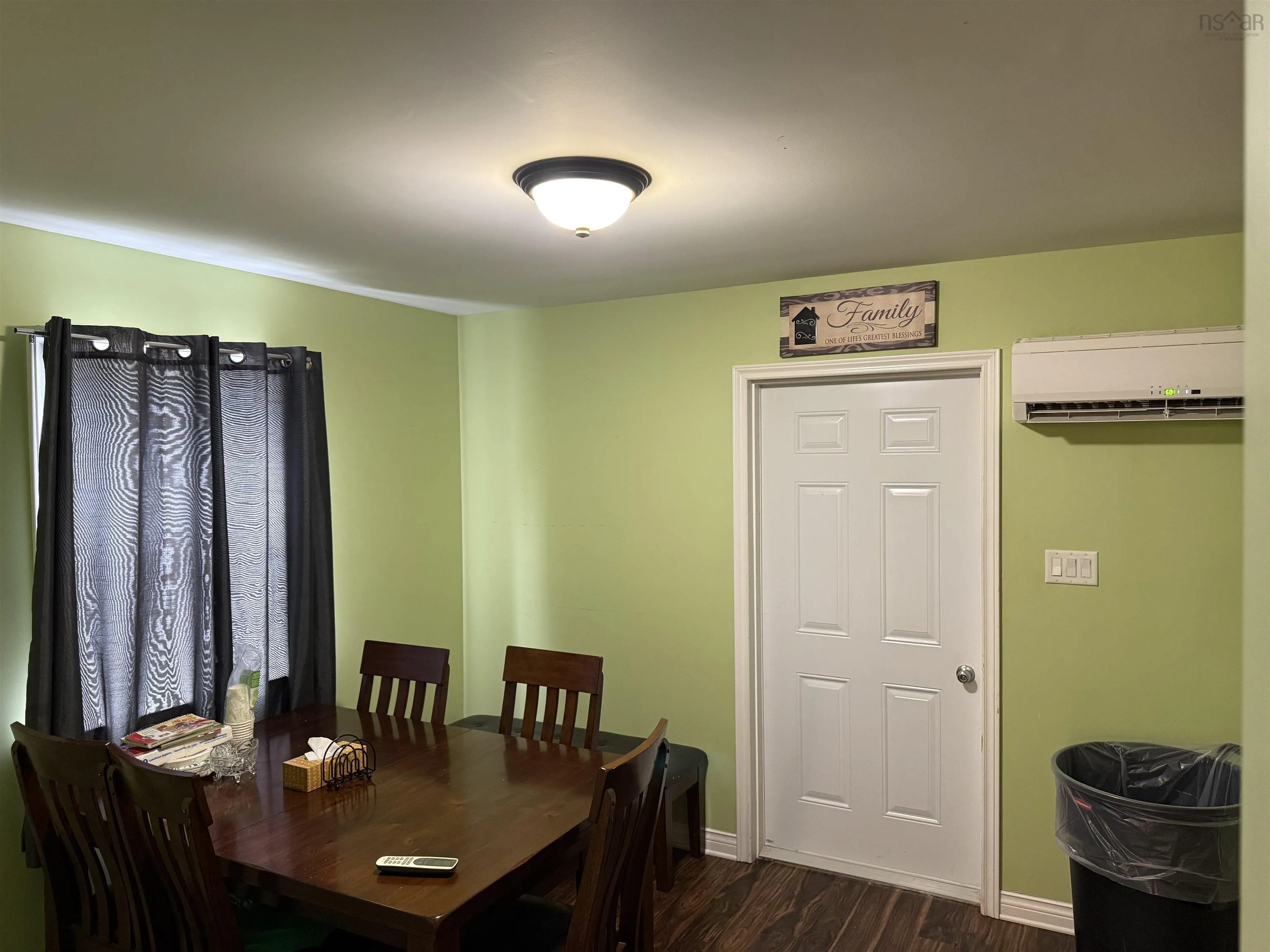 339 Hudson Street, New Waterford, NS B1E 3P7, 2 Bedrooms Bedrooms, ,3 BathroomsBathrooms,Residential,For Sale,Hudson,202521956