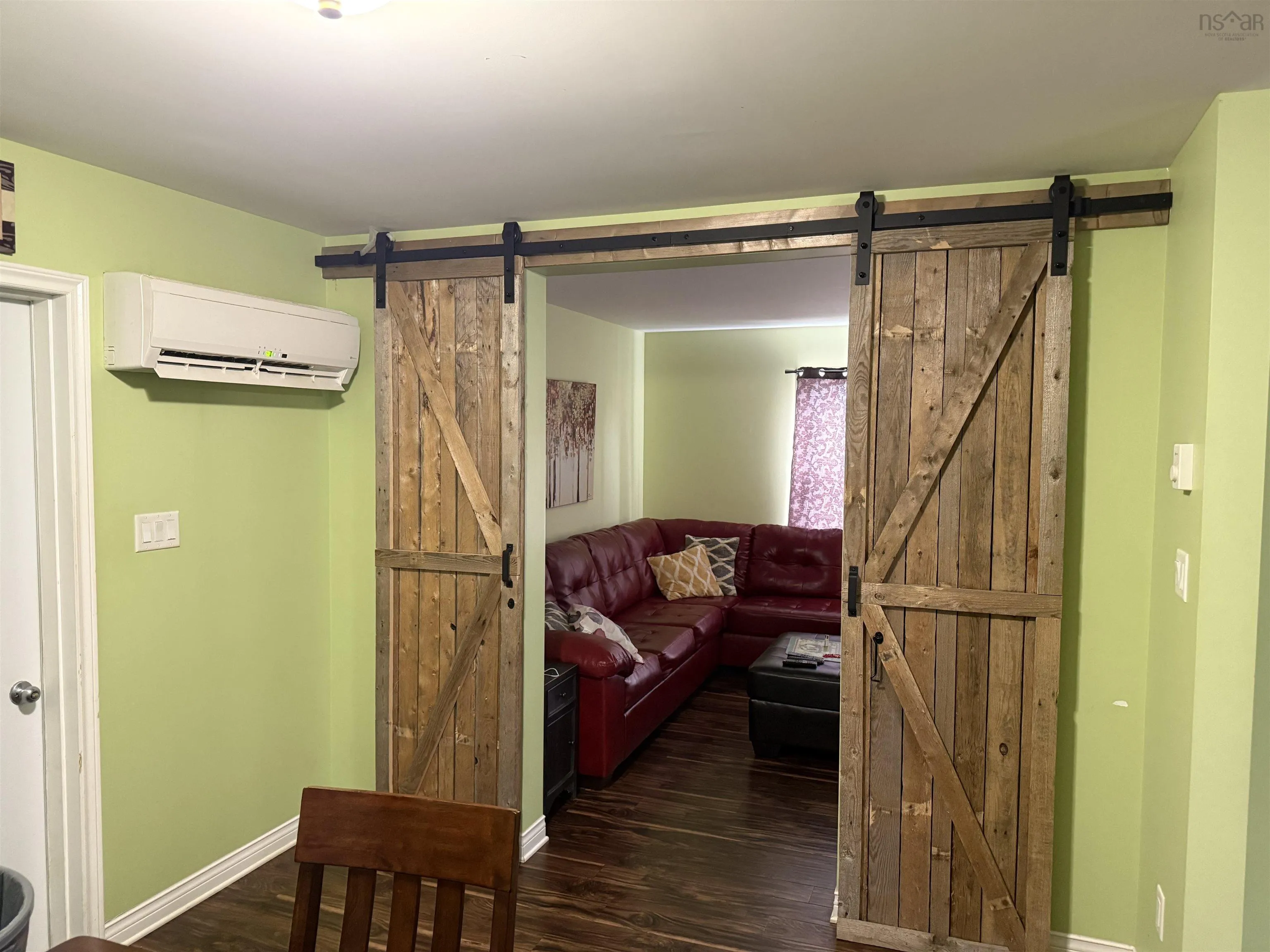 339 Hudson Street, New Waterford, NS B1E 3P7, 2 Bedrooms Bedrooms, ,3 BathroomsBathrooms,Residential,For Sale,Hudson,202521956