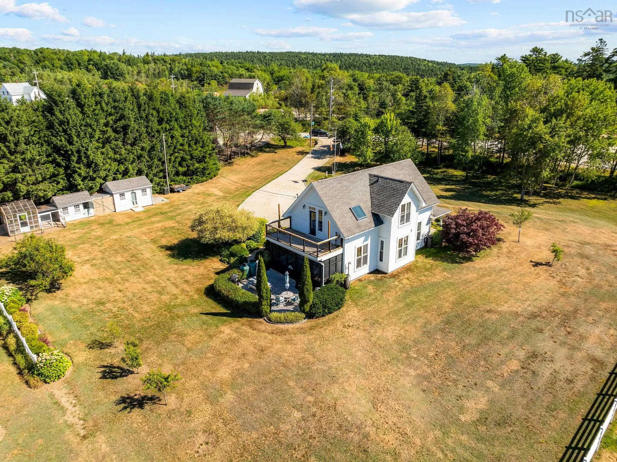 4303 3 Highway, Chester, NS B0J 1J0, 6 Bedrooms Bedrooms, ,3 BathroomsBathrooms,Residential,For Sale,3,202521654