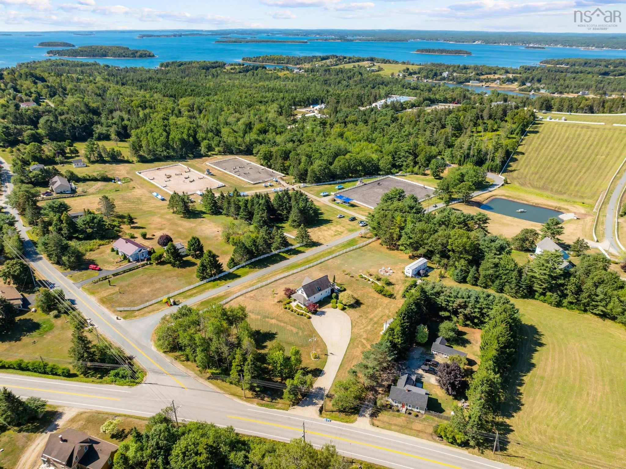 4303 3 Highway, Chester, NS B0J 1J0, 6 Bedrooms Bedrooms, ,3 BathroomsBathrooms,Residential,For Sale,3,202521654