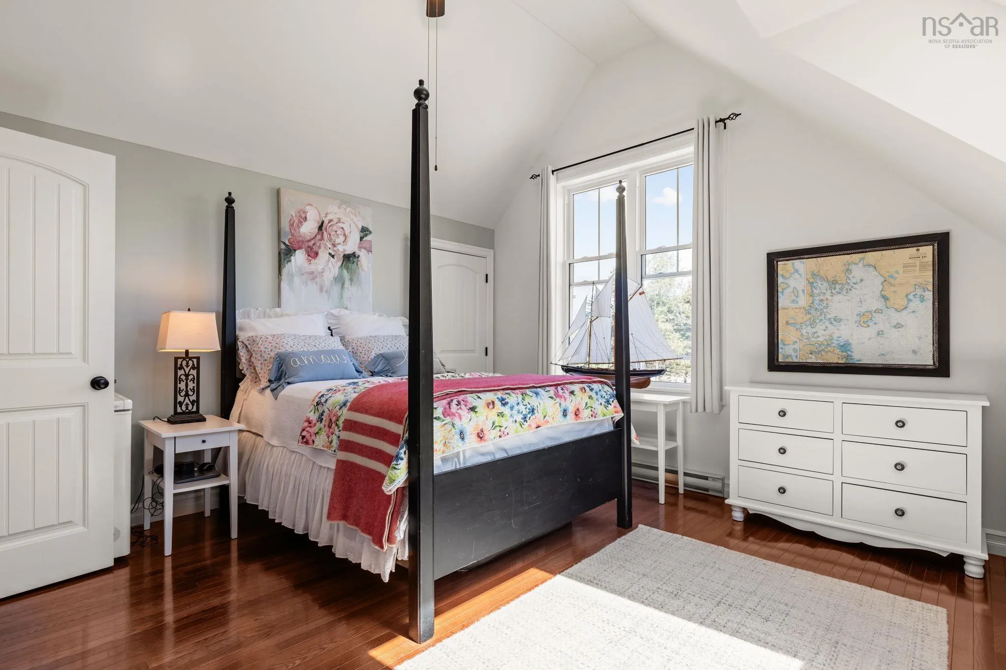 4303 3 Highway, Chester, NS B0J 1J0, 6 Bedrooms Bedrooms, ,3 BathroomsBathrooms,Residential,For Sale,3,202521654