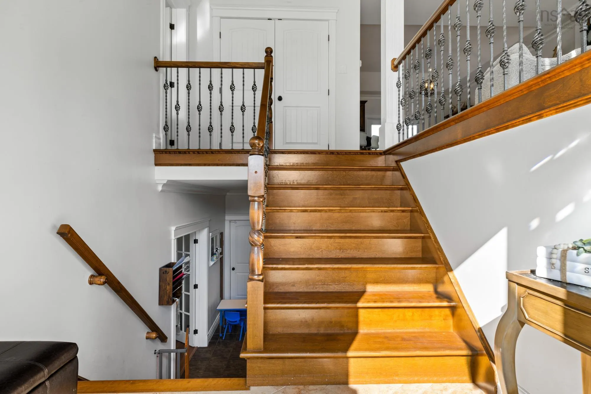 61 Havenbrook Hill, Dartmouth, NS B2W 0G1, 4 Bedrooms Bedrooms, ,3 BathroomsBathrooms,Residential,For Sale,Havenbrook,202520101
