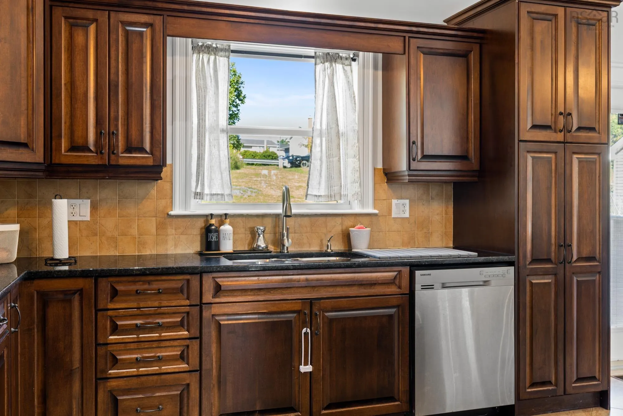 61 Havenbrook Hill, Dartmouth, NS B2W 0G1, 4 Bedrooms Bedrooms, ,3 BathroomsBathrooms,Residential,For Sale,Havenbrook,202520101