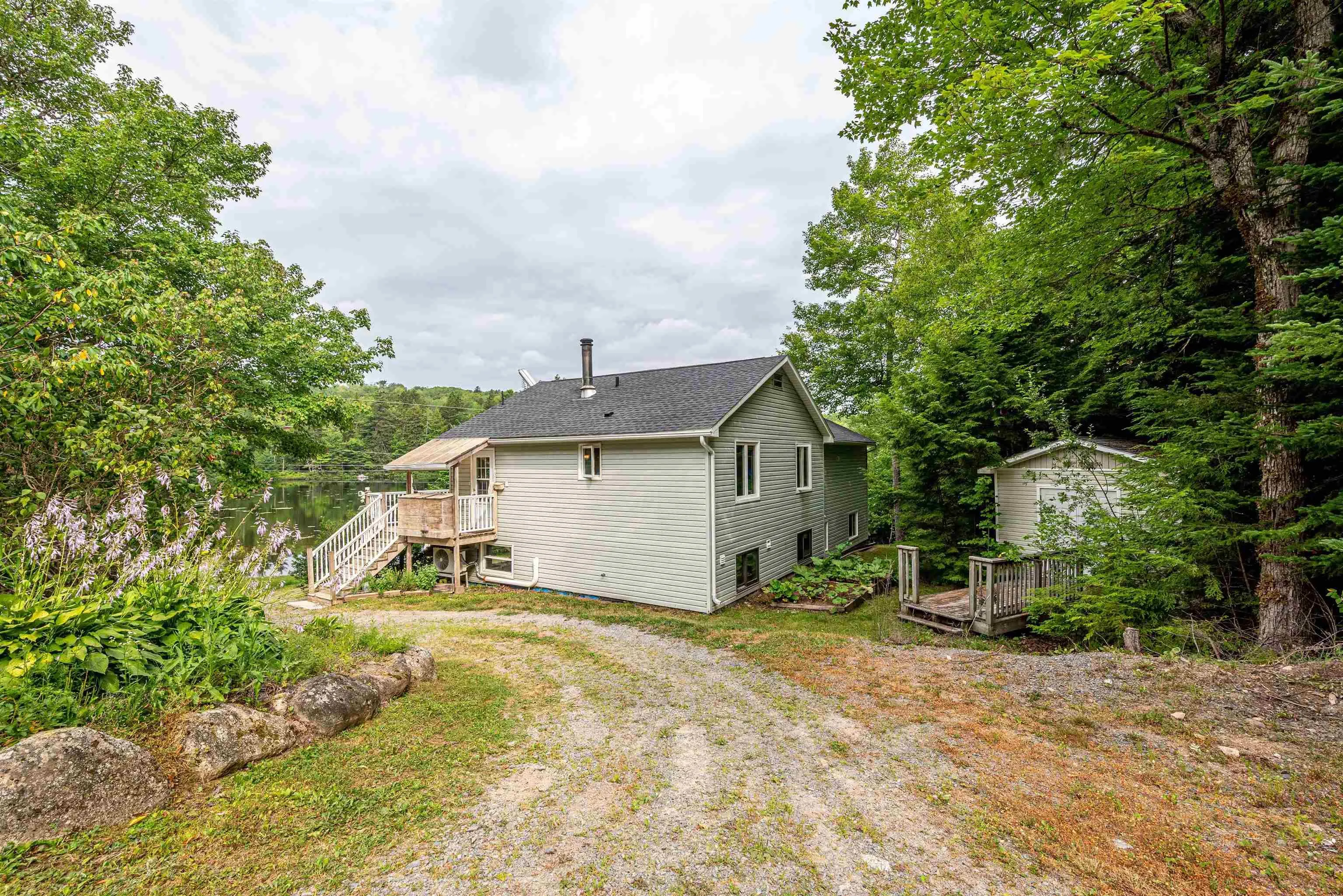 139 Smeltzer Road, Upper Vaughan, NS B0N 2T0, 4 Bedrooms Bedrooms, ,2 BathroomsBathrooms,Residential,For Sale,Smeltzer,202519367