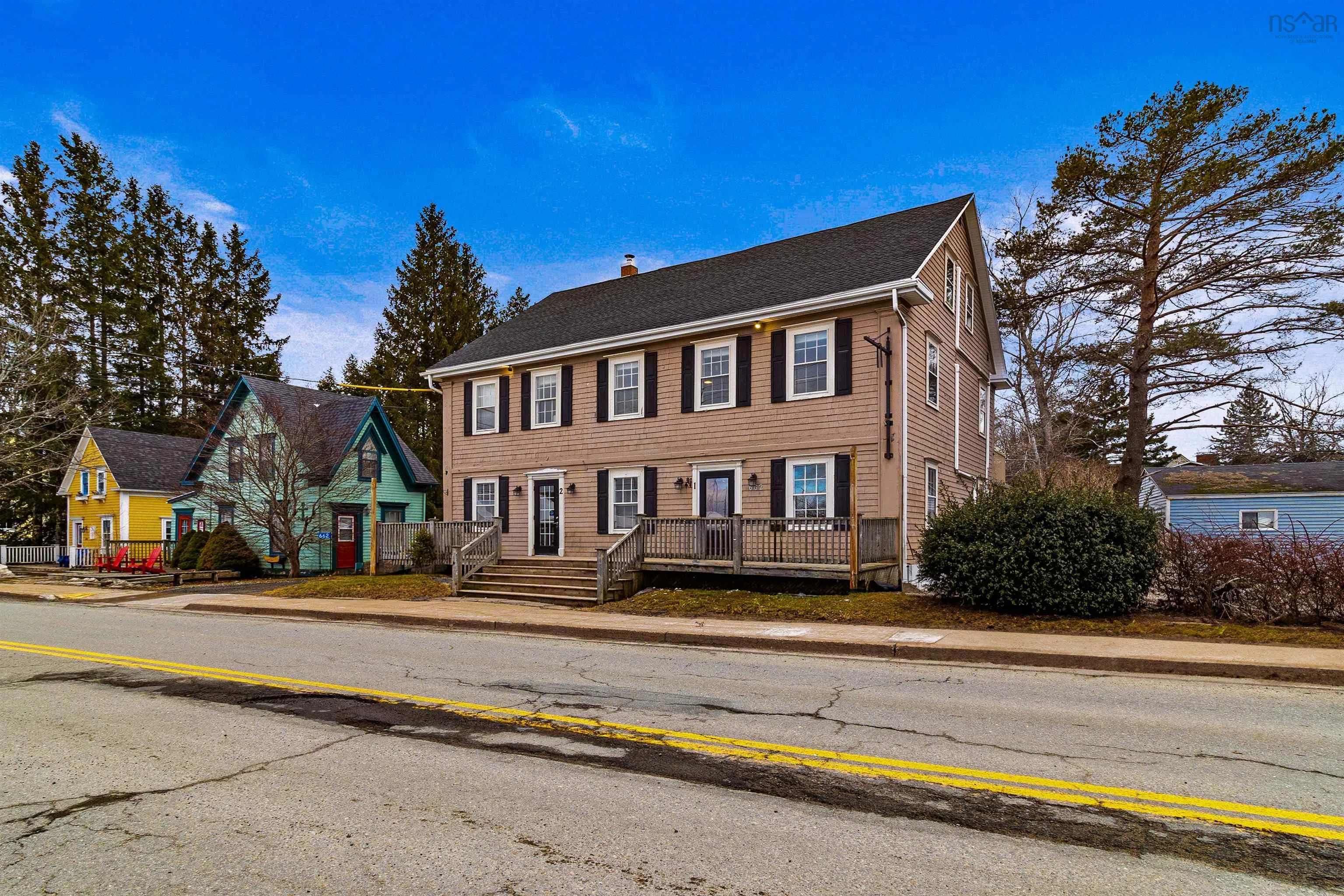 662 Main Street, Mahone Bay Ns B0j 2e0, ,Commercial Sale,For Sale,Main,202504683