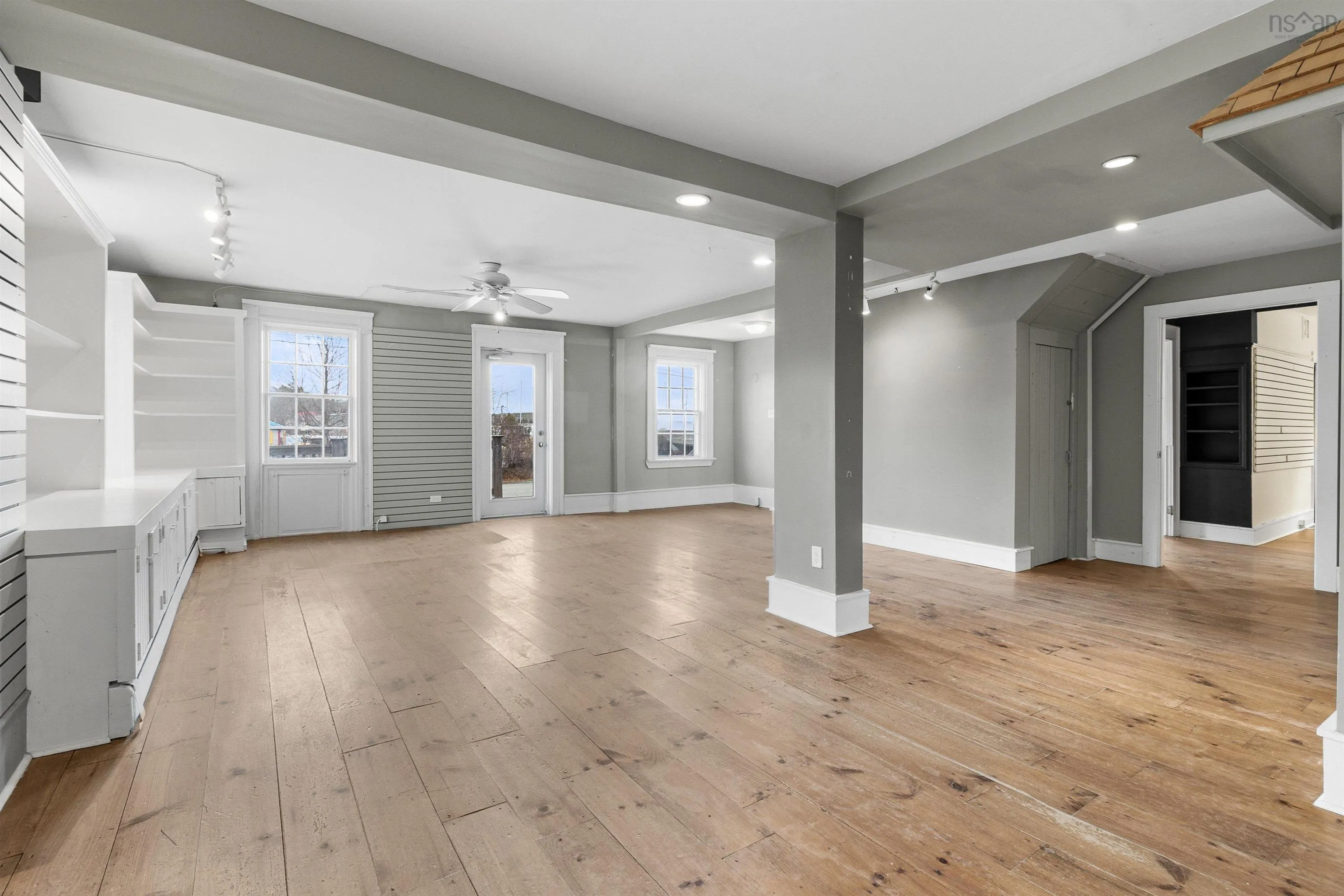 662 Main Street, Mahone Bay Ns B0j 2e0, ,Commercial Sale,For Sale,Main,202504683