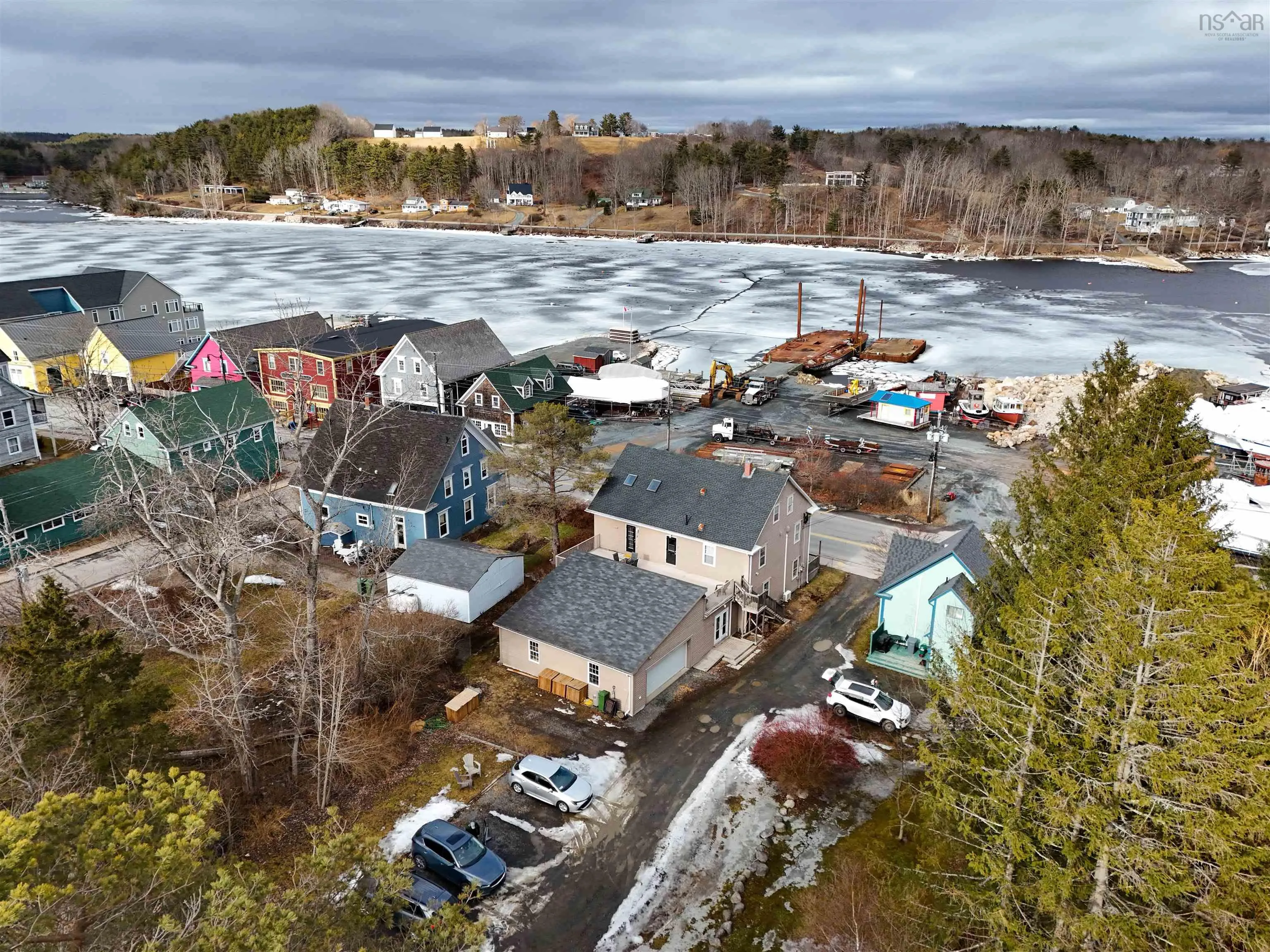 662 Main Street, Mahone Bay Ns B0j 2e0, ,Commercial Sale,For Sale,Main,202504683