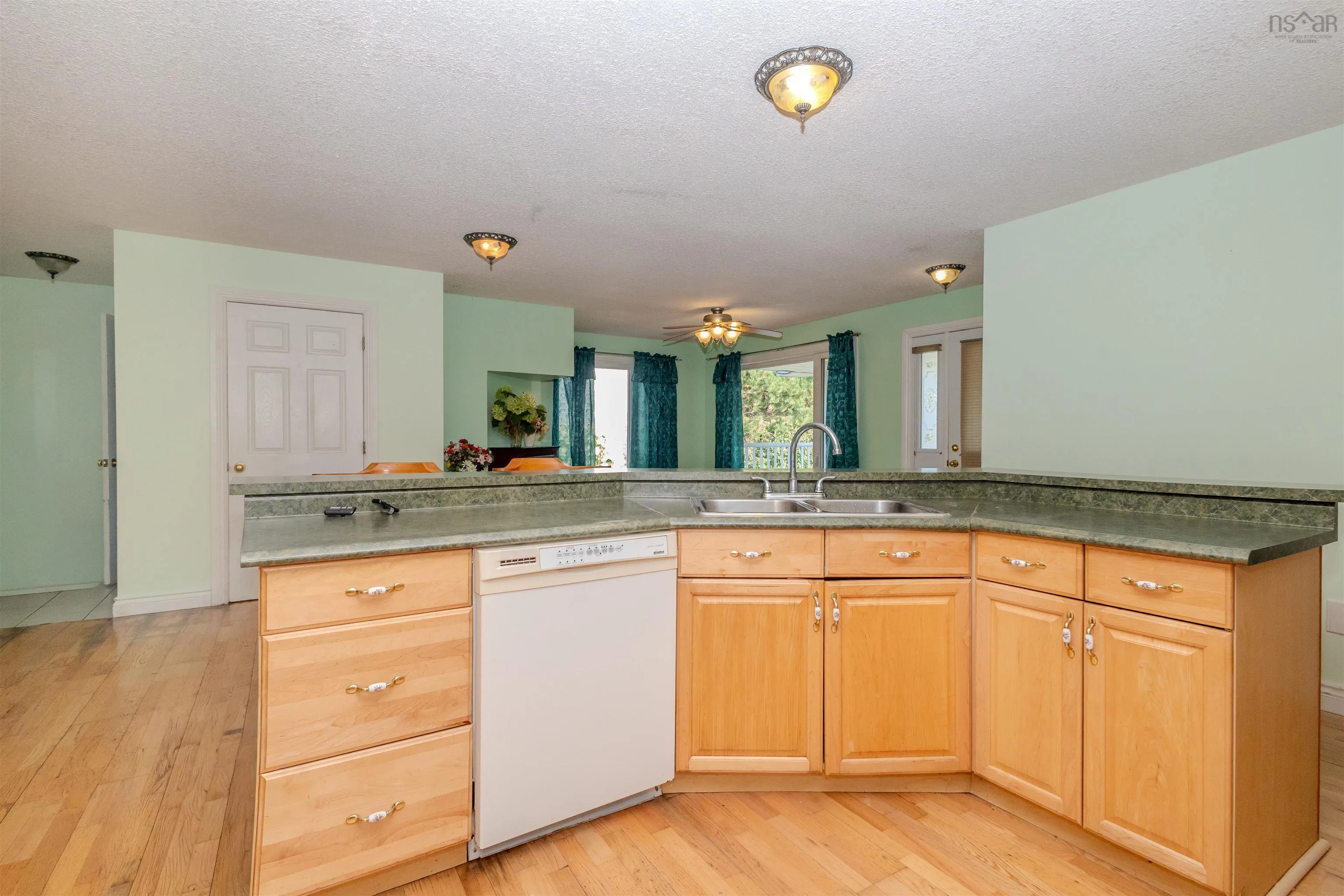 41 Franklyn Drive, Sydney, NS B1M 1A6, 4 Bedrooms Bedrooms, ,3 BathroomsBathrooms,Residential,For Sale,Franklyn,202522917