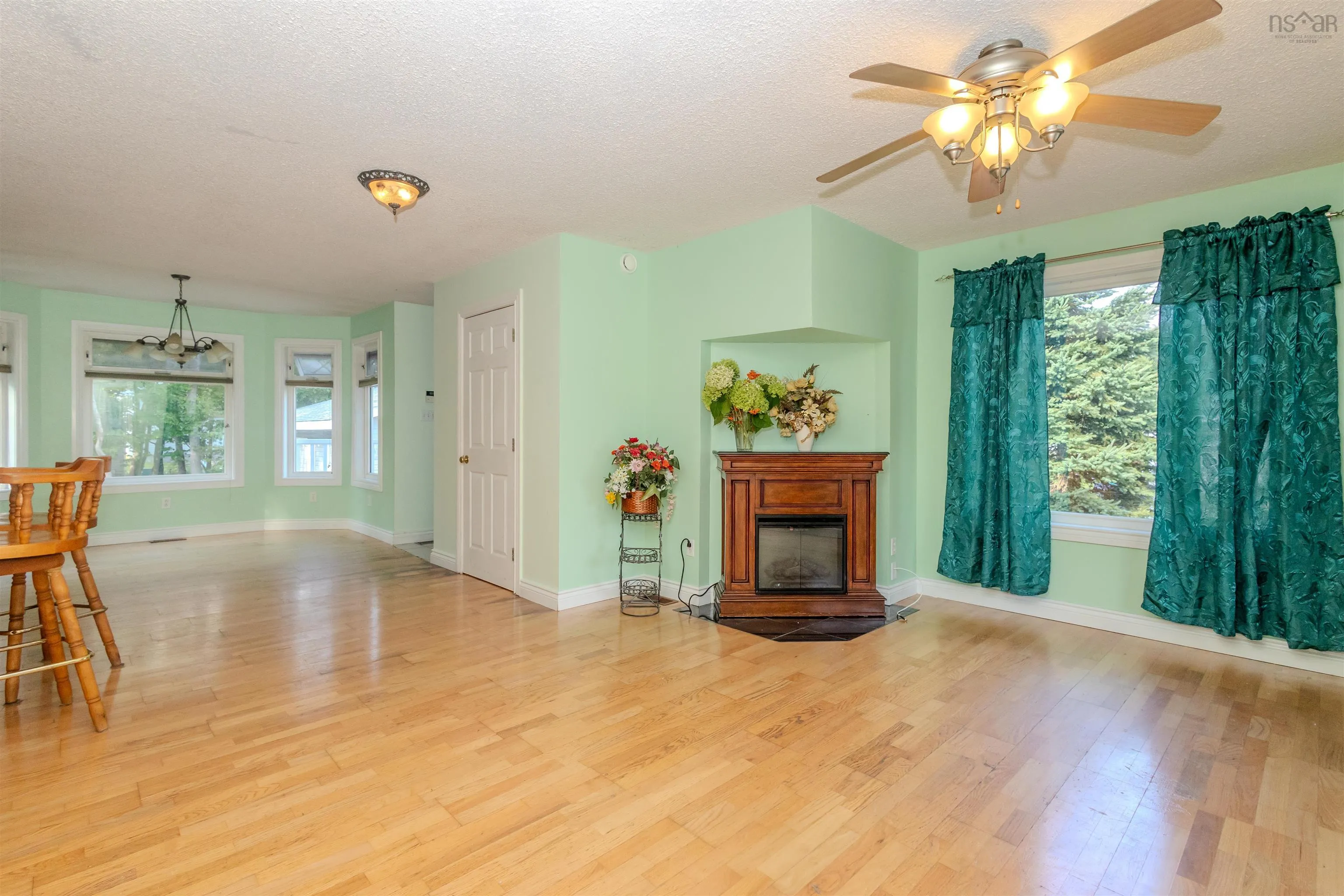 41 Franklyn Drive, Sydney, NS B1M 1A6, 4 Bedrooms Bedrooms, ,3 BathroomsBathrooms,Residential,For Sale,Franklyn,202522917