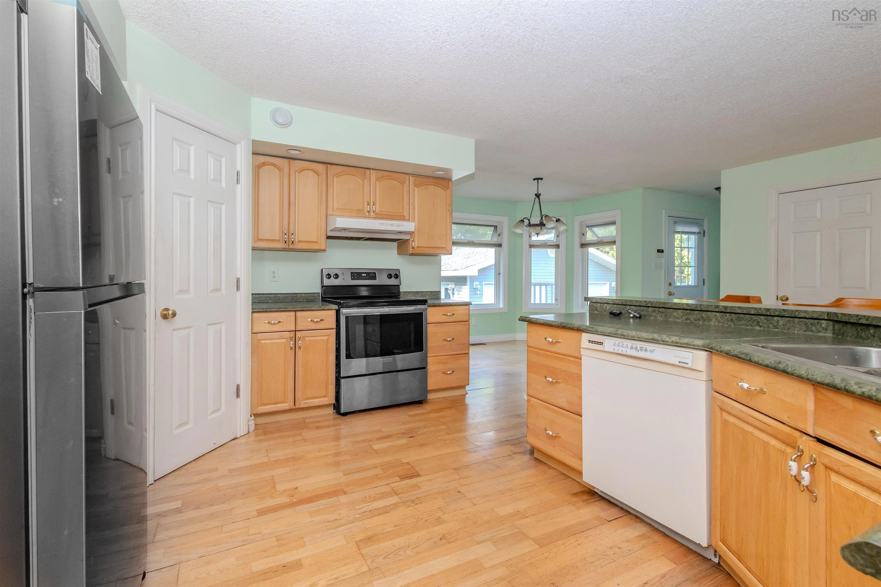 41 Franklyn Drive, Sydney, NS B1M 1A6, 4 Bedrooms Bedrooms, ,3 BathroomsBathrooms,Residential,For Sale,Franklyn,202522917