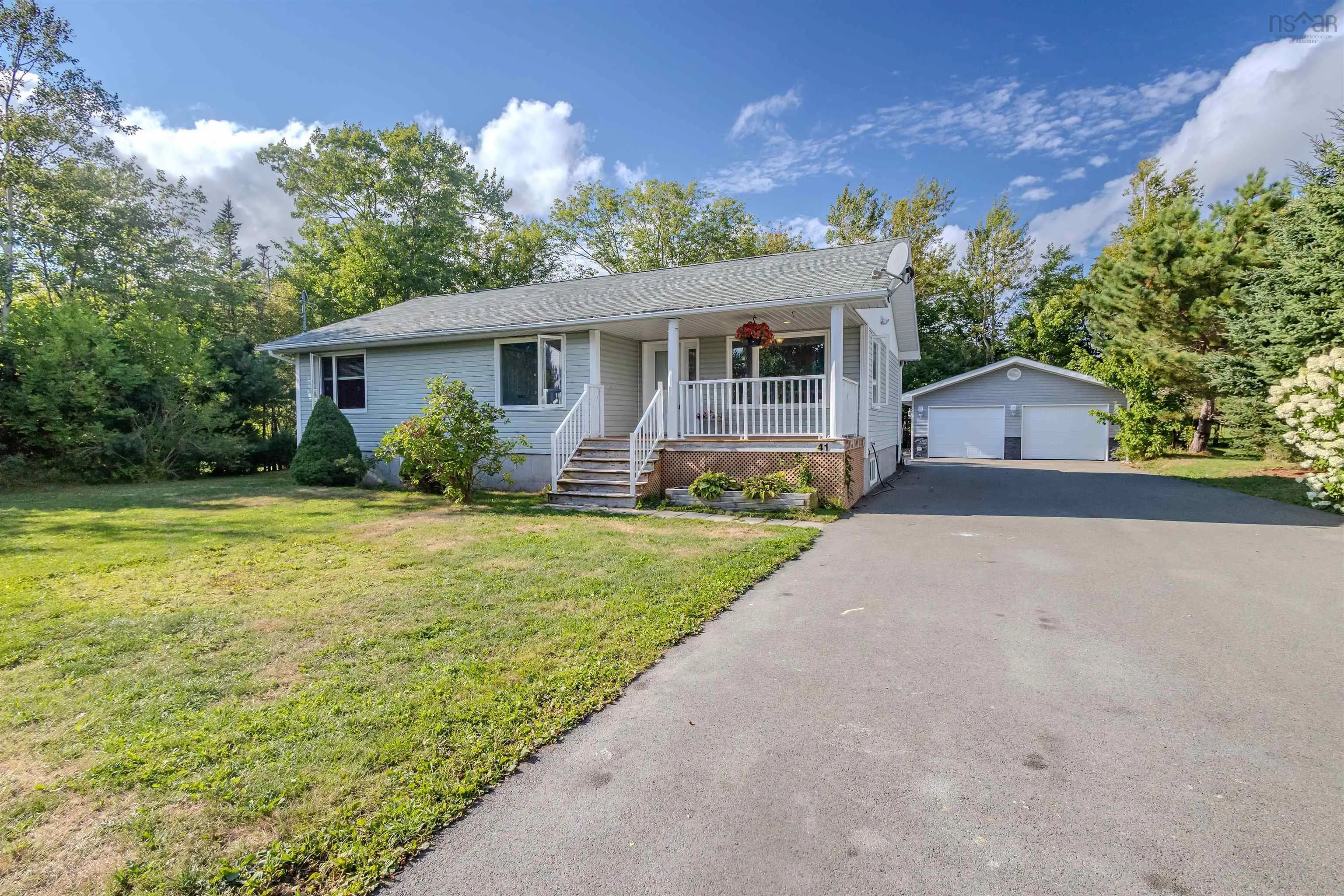 41 Franklyn Drive, Sydney, NS B1M 1A6, 4 Bedrooms Bedrooms, ,3 BathroomsBathrooms,Residential,For Sale,Franklyn,202522917