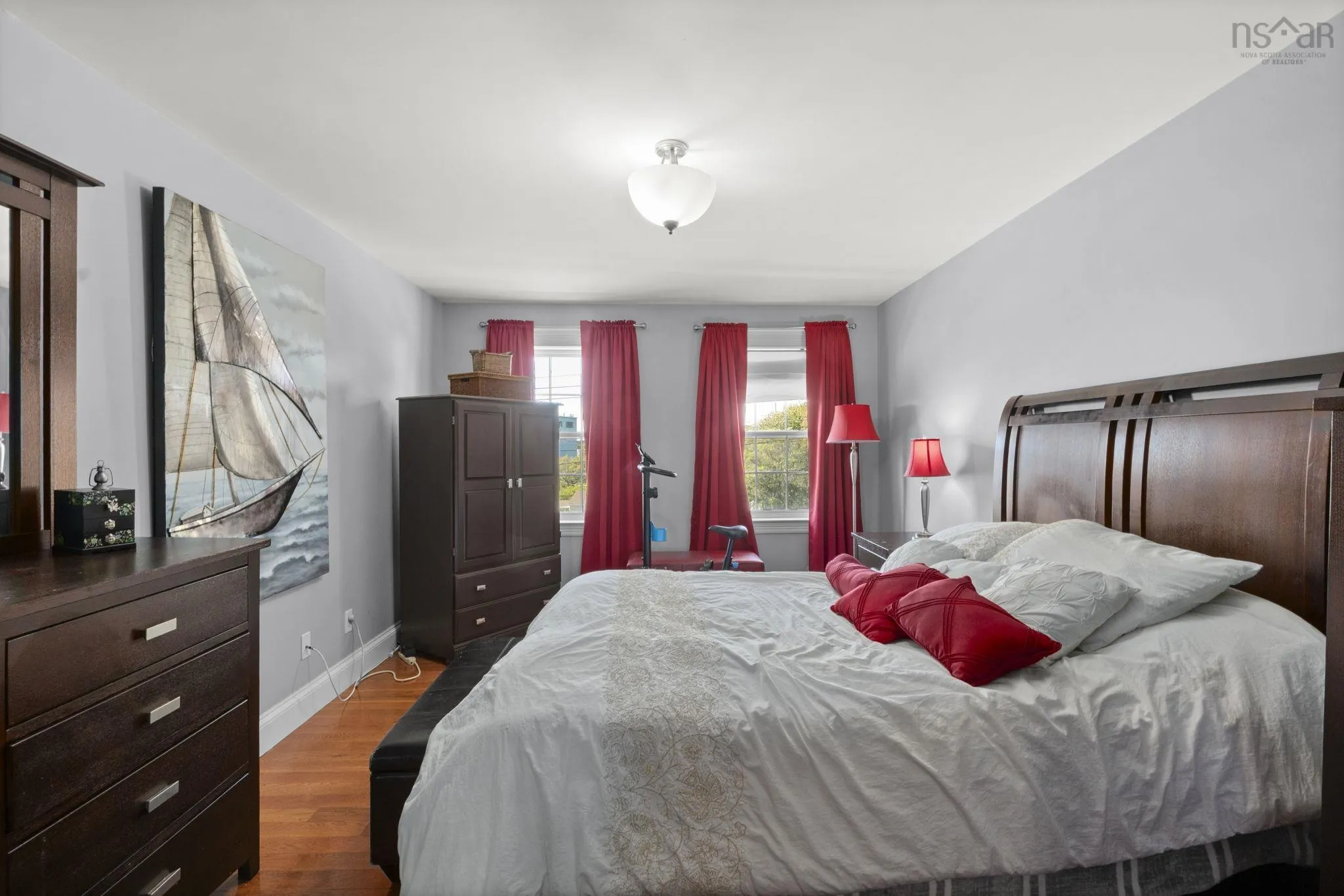 25 Middle Street, Dartmouth, NS B3A 4B7, 4 Bedrooms Bedrooms, ,3 BathroomsBathrooms,Residential,For Sale,Middle,202524159