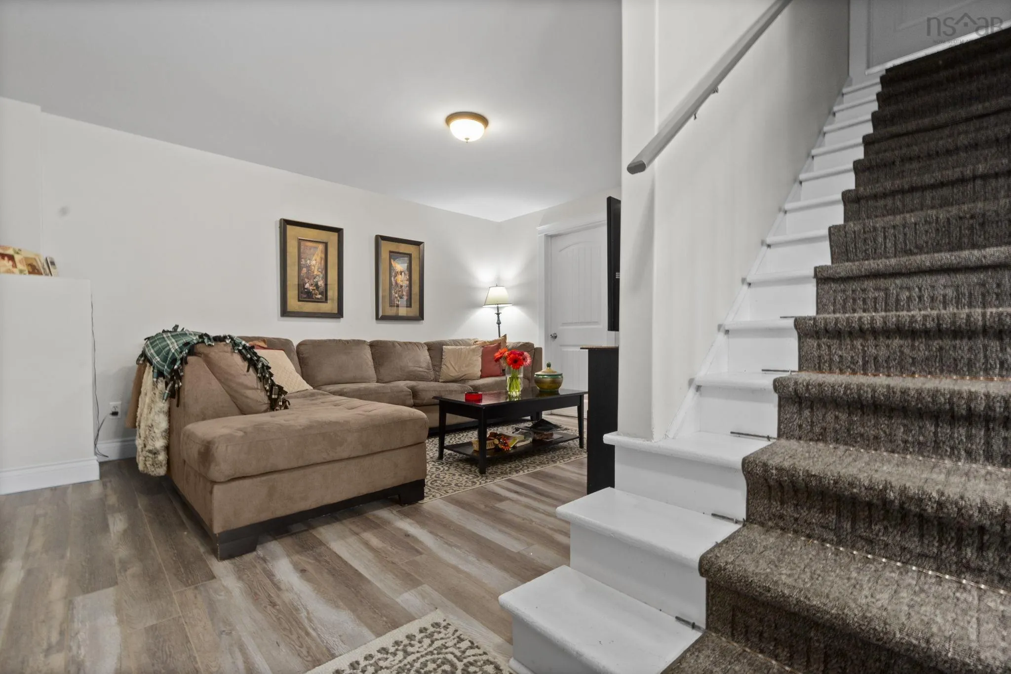 25 Middle Street, Dartmouth, NS B3A 4B7, 4 Bedrooms Bedrooms, ,3 BathroomsBathrooms,Residential,For Sale,Middle,202524159