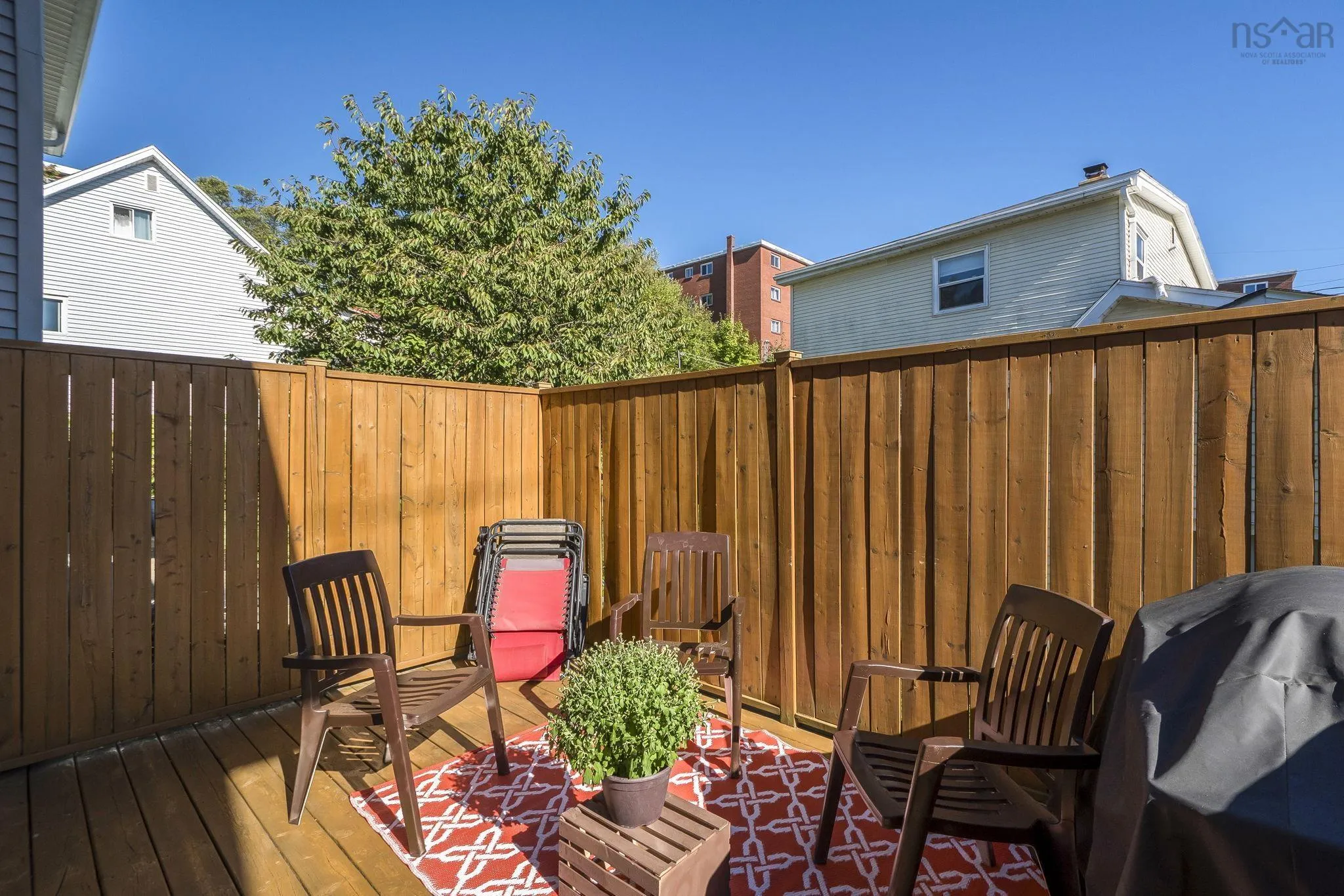 25 Middle Street, Dartmouth, NS B3A 4B7, 4 Bedrooms Bedrooms, ,3 BathroomsBathrooms,Residential,For Sale,Middle,202524159
