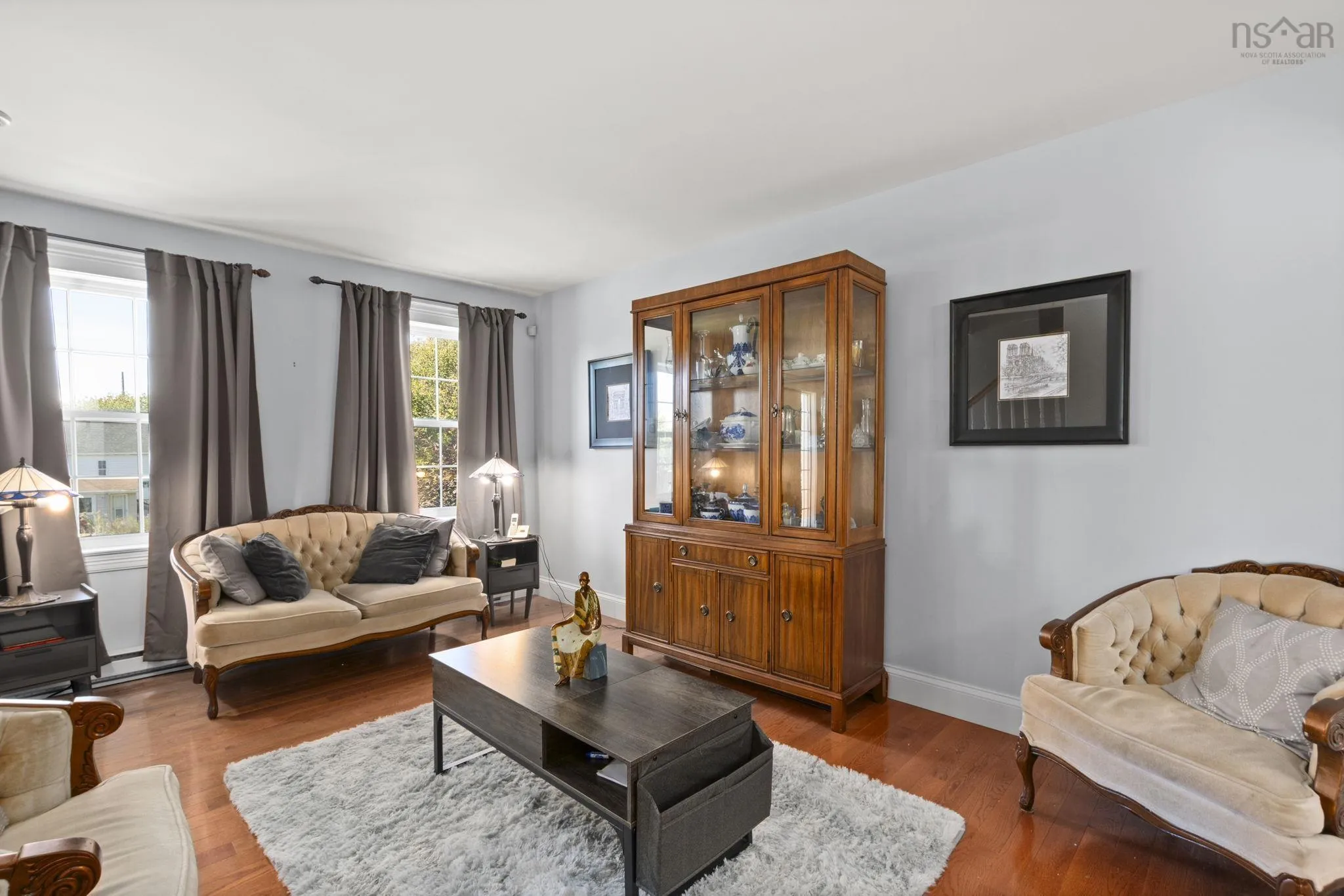25 Middle Street, Dartmouth, NS B3A 4B7, 4 Bedrooms Bedrooms, ,3 BathroomsBathrooms,Residential,For Sale,Middle,202524159