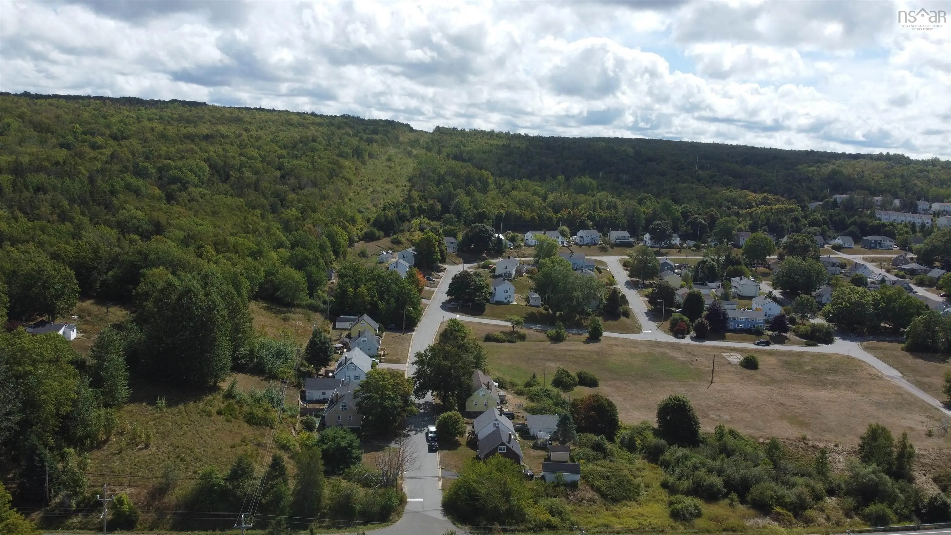 1 Hillside Drive, Cornwallis Park, NS B0S 1H0, 2 Bedrooms Bedrooms, ,1 BathroomBathrooms,Residential,For Sale,Hillside,202522637