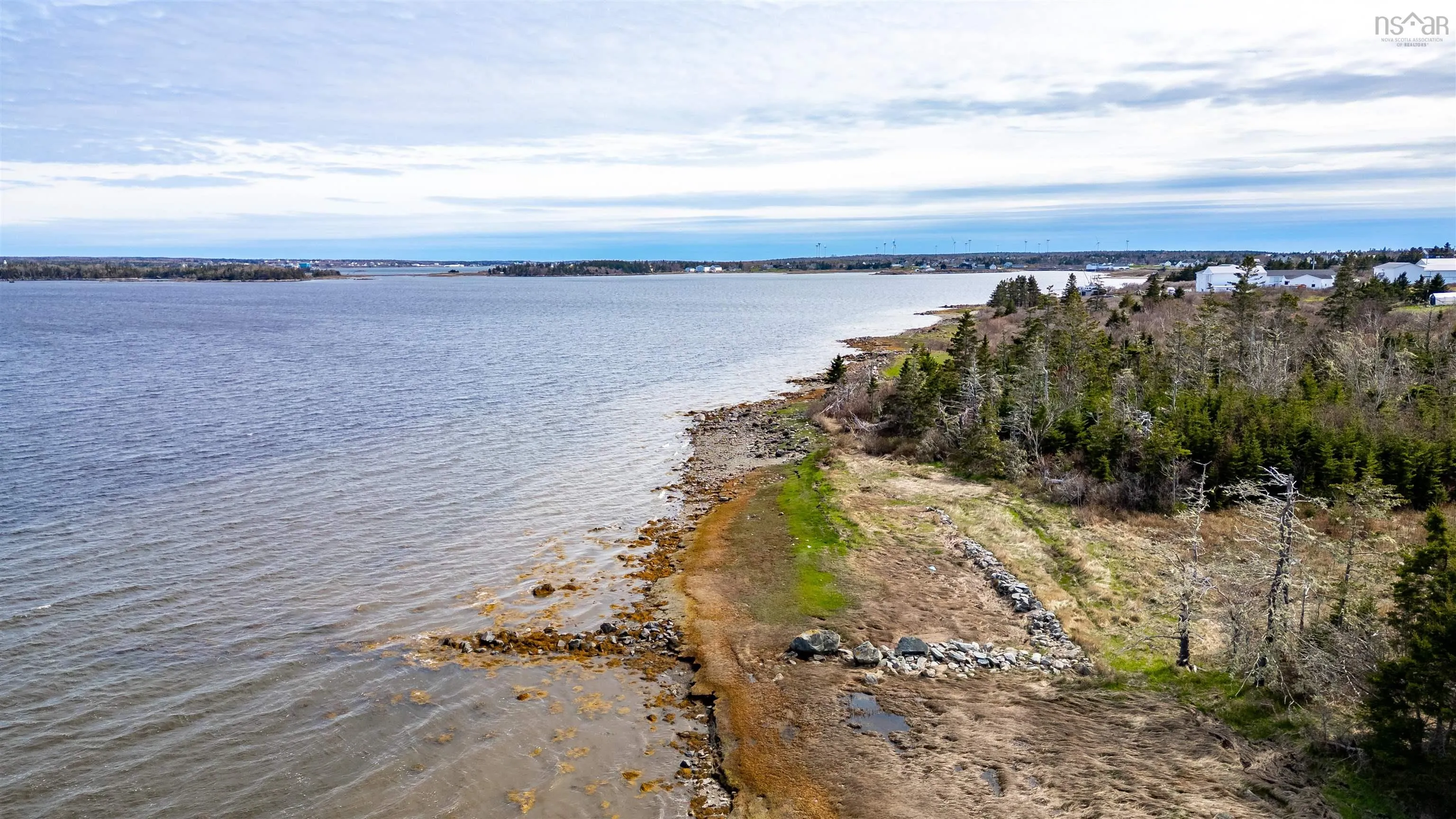 1213 Highway 335, Middle West Pubnico Ns B0w 2w0, 4 Bedrooms Bedrooms, ,3 BathroomsBathrooms,Residential,For Sale,Highway 335,202509823