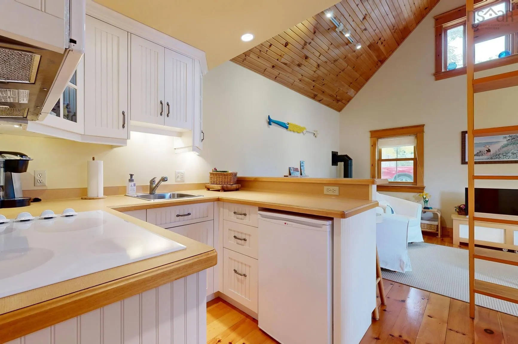 60 Cornwallis Street, Lunenburg, NS B0J 2C0, 5 Bedrooms Bedrooms, ,3 BathroomsBathrooms,Residential,For Sale,Cornwallis,202519708