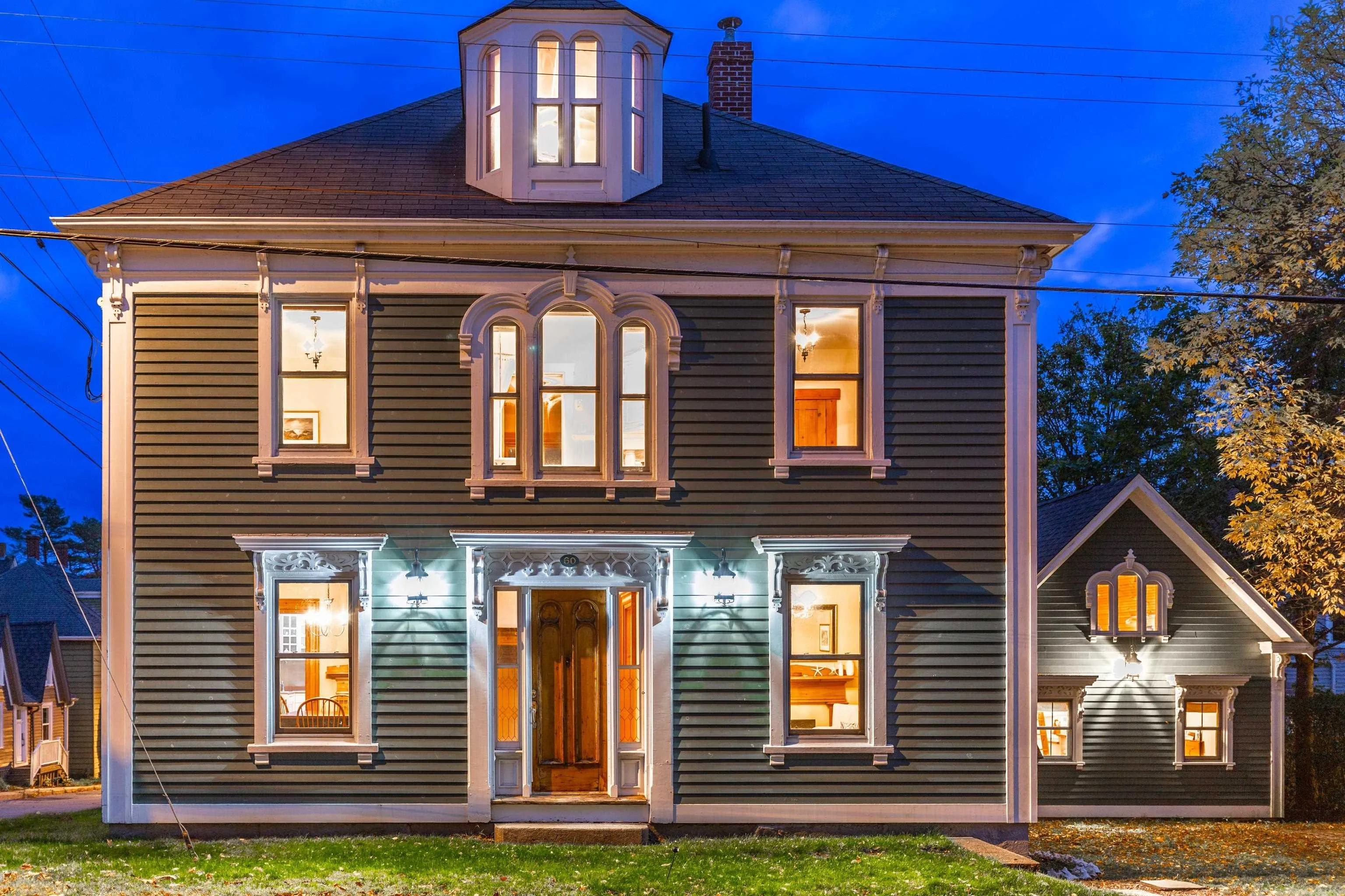 60 Cornwallis Street, Lunenburg, NS B0J 2C0, 5 Bedrooms Bedrooms, ,3 BathroomsBathrooms,Residential,For Sale,Cornwallis,202519708