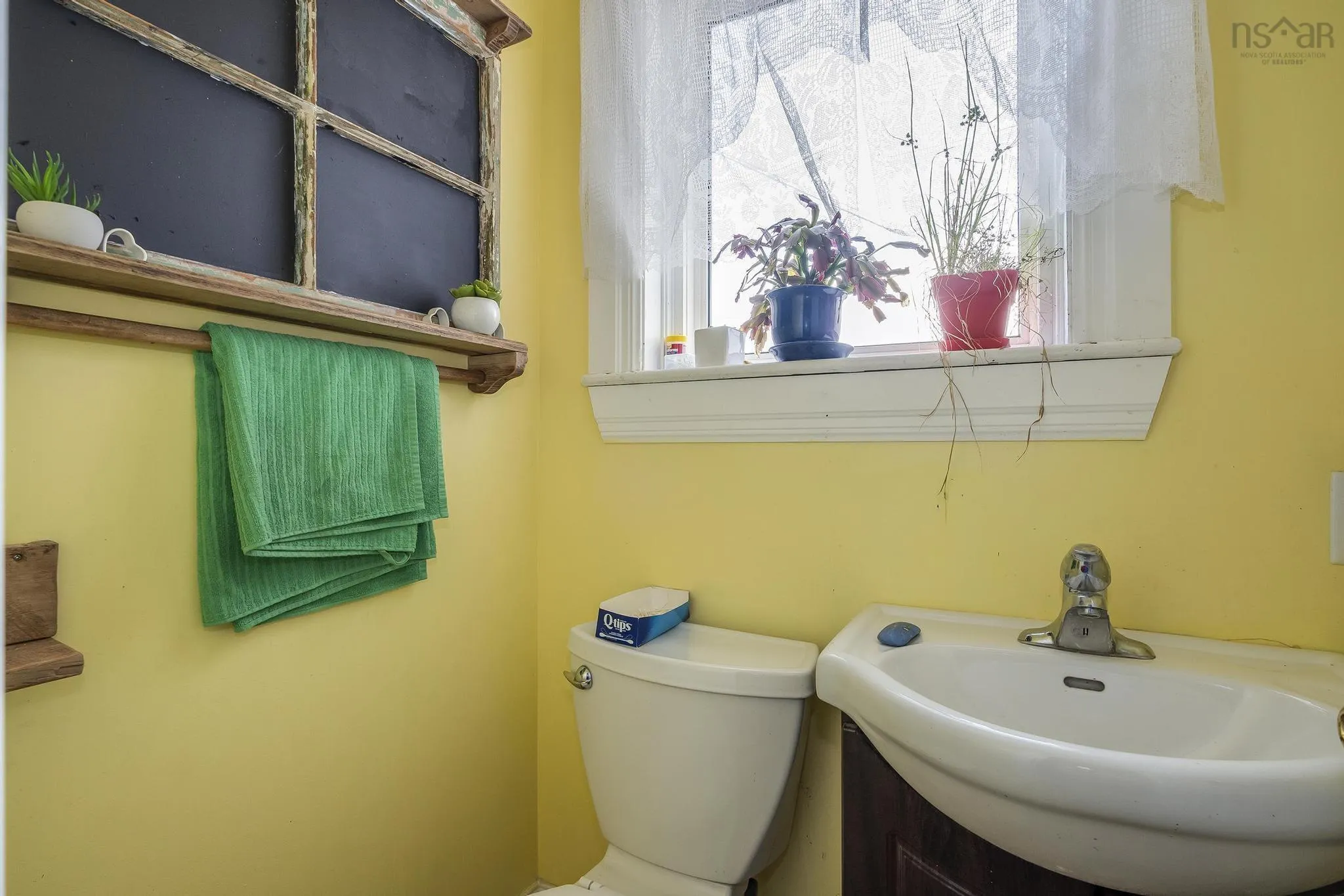 124 Denoon Street, Pictou Ns B0k 1h0, 4 Bedrooms Bedrooms, ,2 BathroomsBathrooms,Residential,For Sale,Denoon,202426323