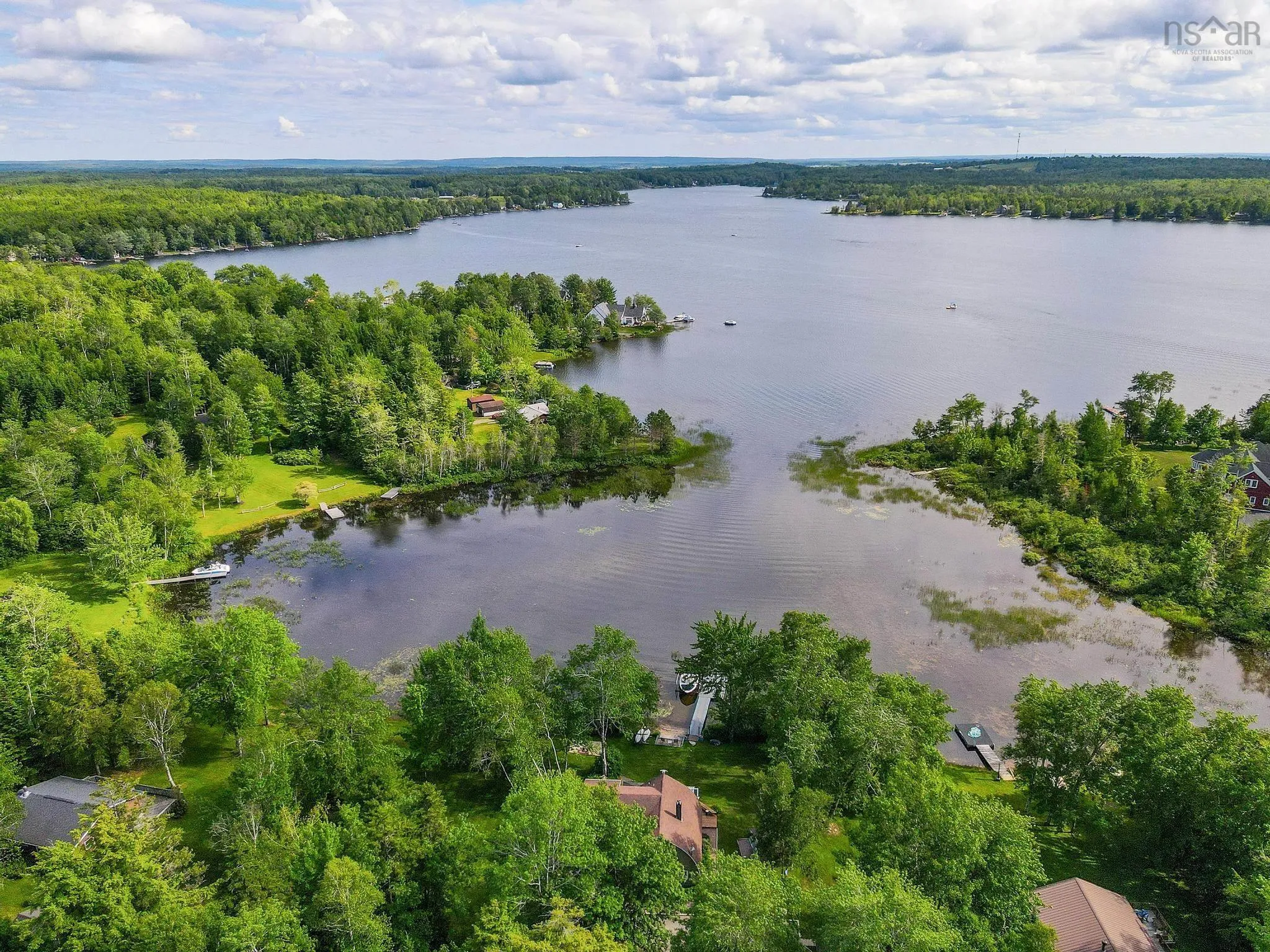 183 Lakewood Drive, Shortts Lake, NS B2N 1C0, 3 Bedrooms Bedrooms, ,2 BathroomsBathrooms,Residential,For Sale,Lakewood,202516914