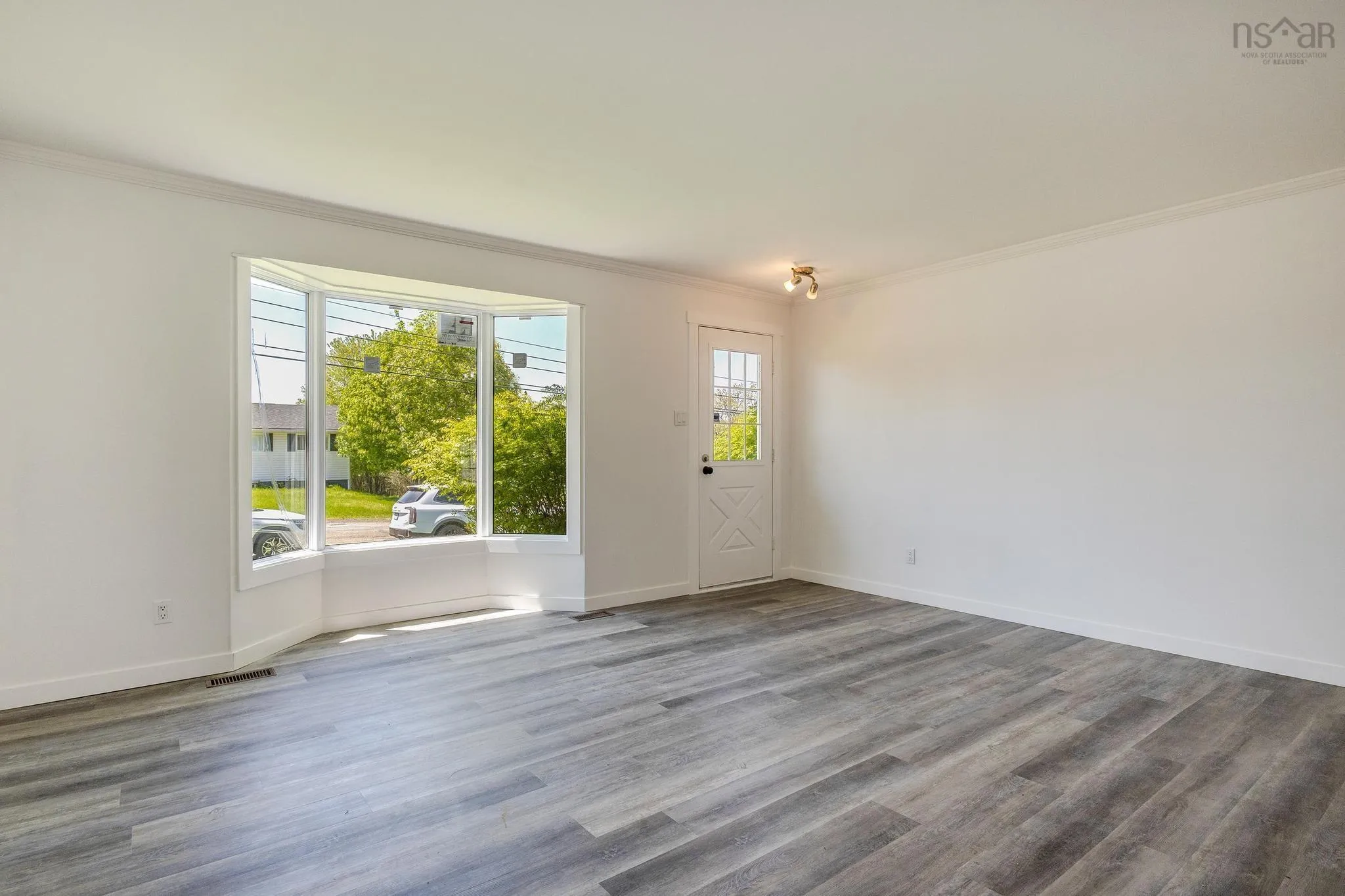 35 Lockhart Avenue, Truro, NS B2N 5T6, 3 Bedrooms Bedrooms, ,2 BathroomsBathrooms,Residential,For Sale,Lockhart,202512780