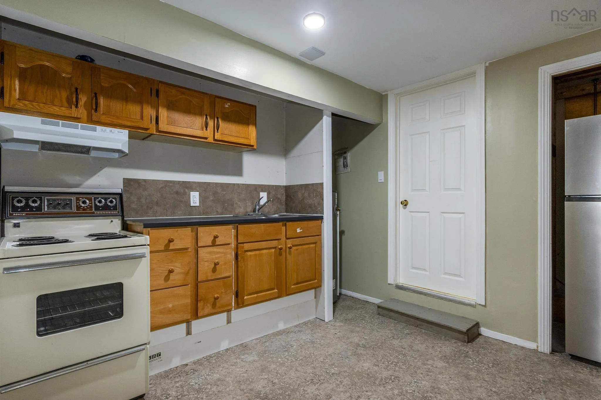 35 Lockhart Avenue, Truro, NS B2N 5T6, 3 Bedrooms Bedrooms, ,2 BathroomsBathrooms,Residential,For Sale,Lockhart,202512780