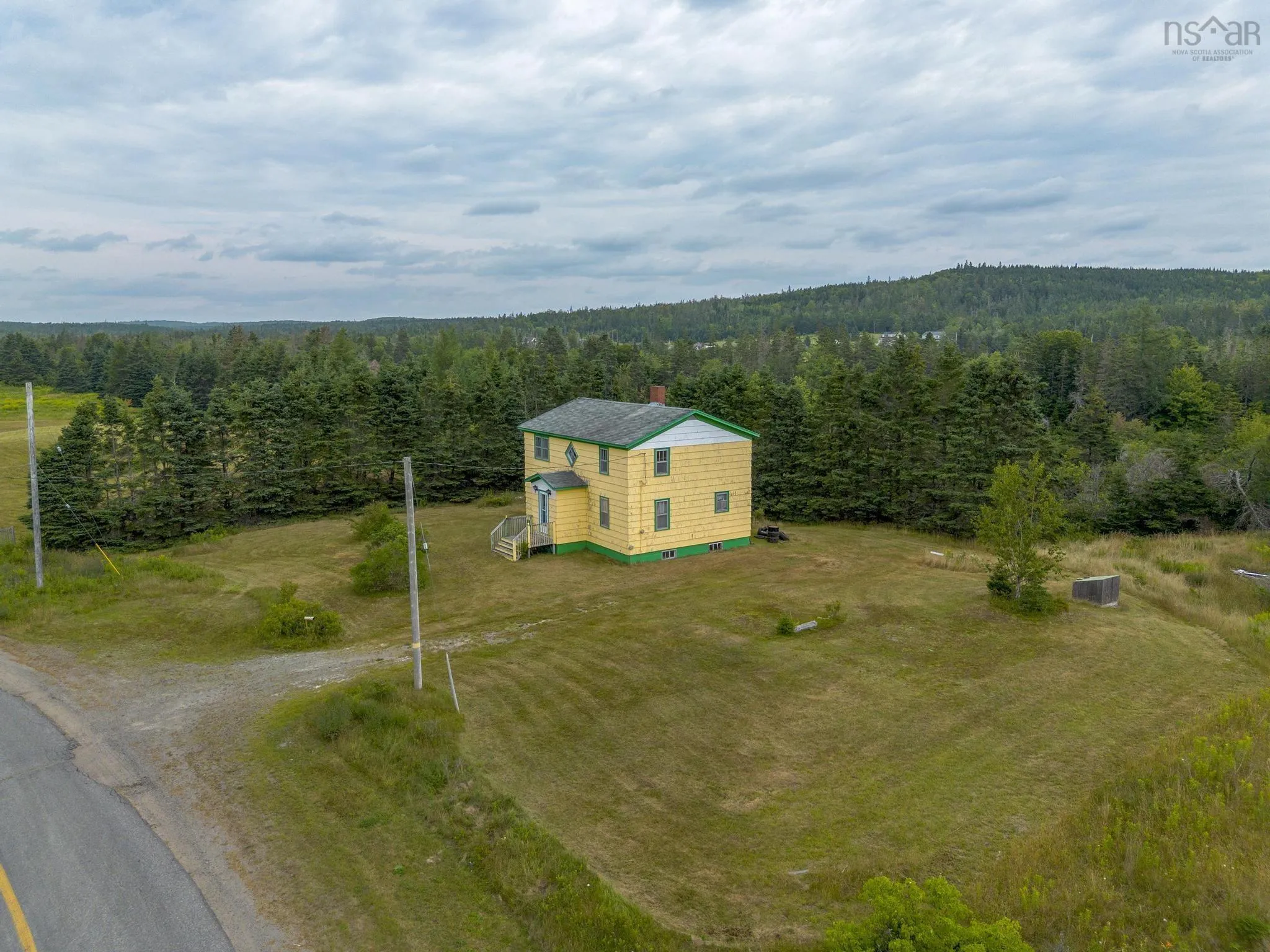 42 Moser River North Road, Moser River, NS B0J 2K0, 4 Bedrooms Bedrooms, ,1 BathroomBathrooms,Residential,For Sale,Moser River North,202520941