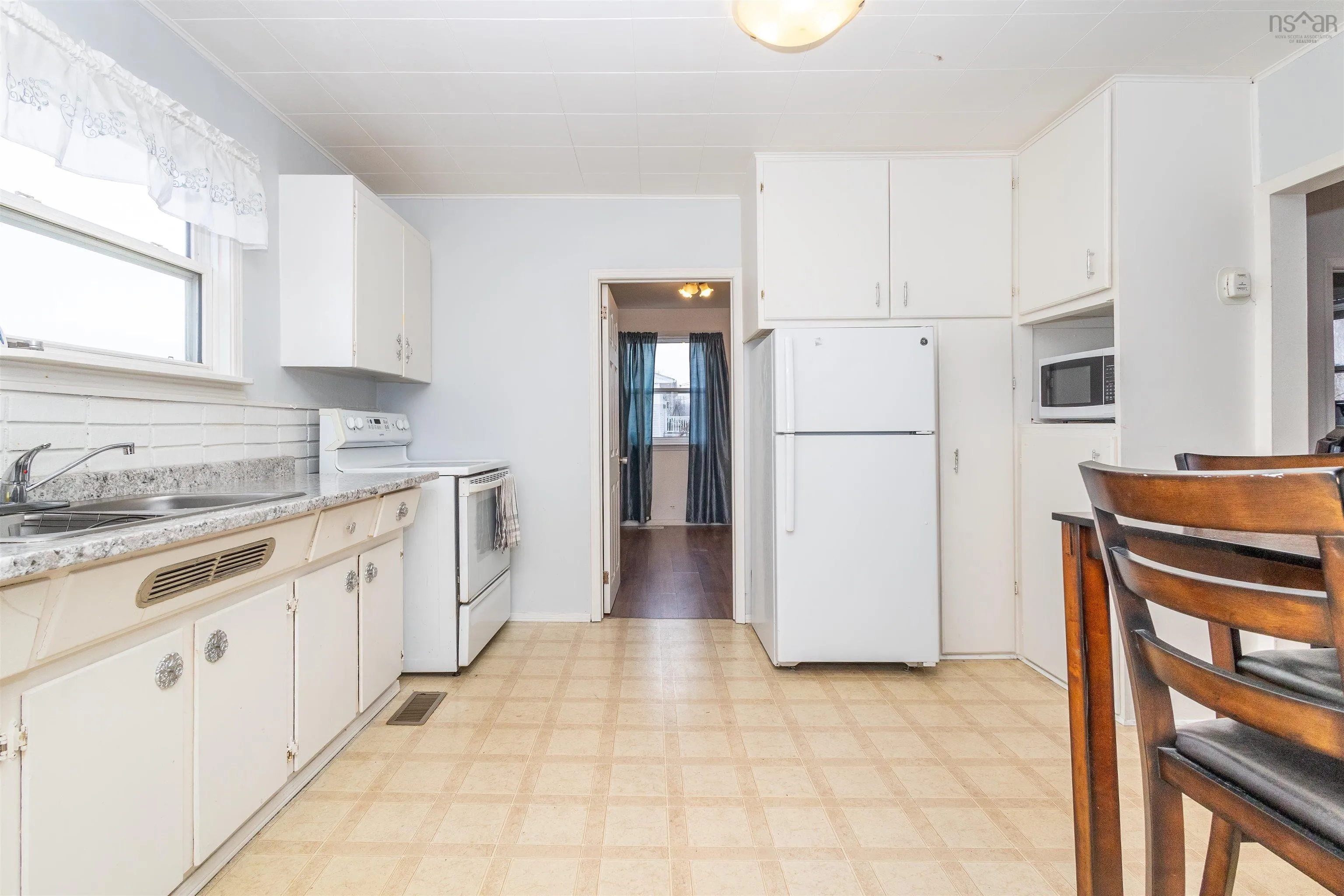 3461 Macleod Avenue, New Waterford Ns B1h 1k5, 2 Bedrooms Bedrooms, ,1 BathroomBathrooms,Residential,For Sale,Macleod,202505118