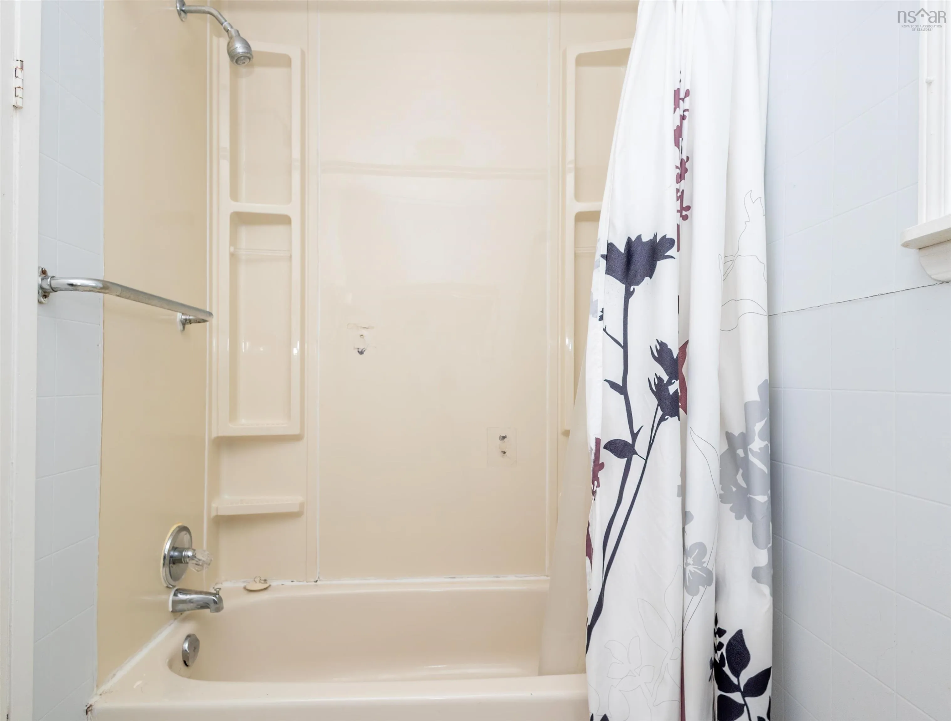 3461 Macleod Avenue, New Waterford Ns B1h 1k5, 2 Bedrooms Bedrooms, ,1 BathroomBathrooms,Residential,For Sale,Macleod,202505118