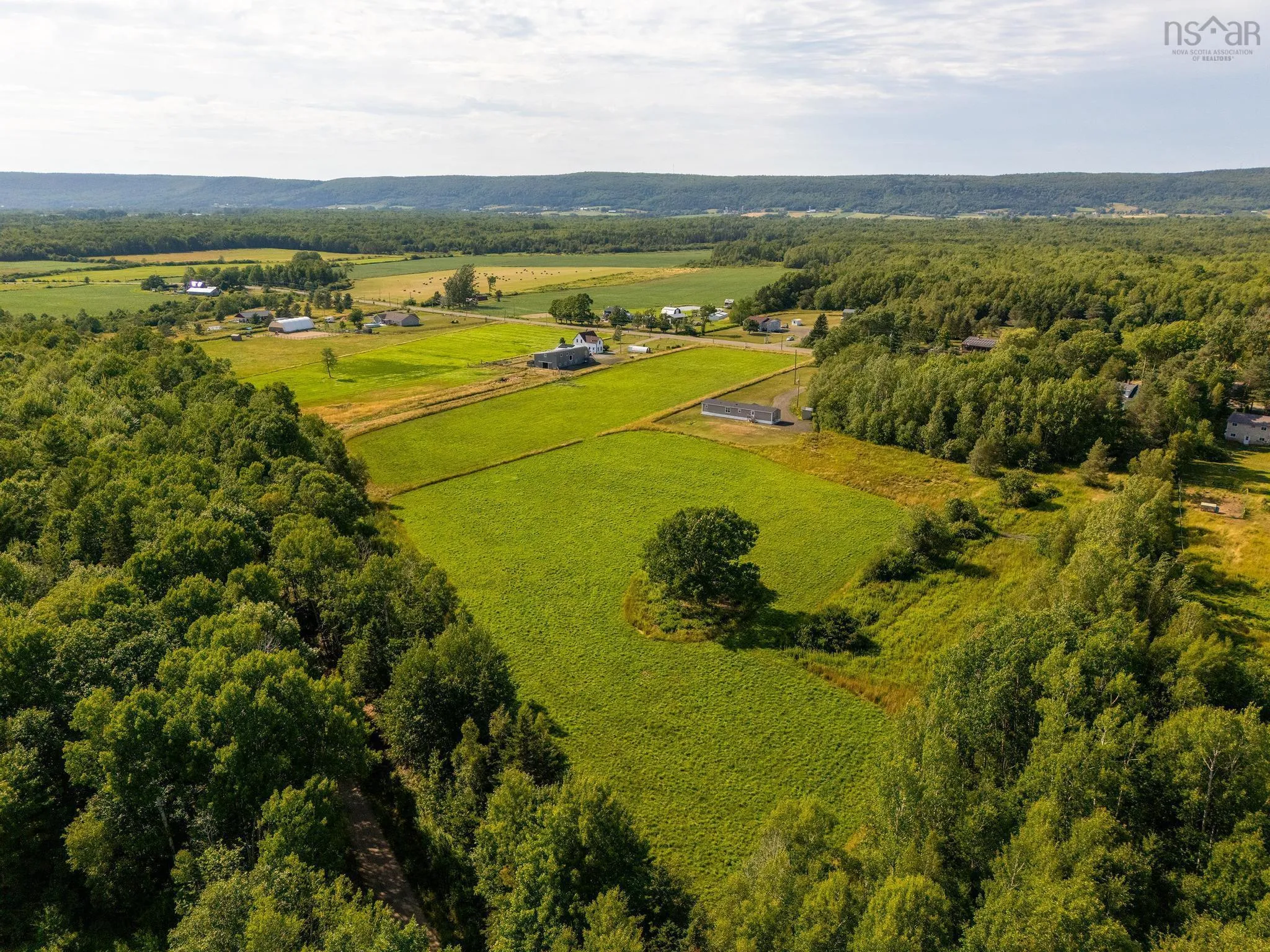 710 Main Street, Lawrencetown, NS B0S 1M0, 3 Bedrooms Bedrooms, ,2 BathroomsBathrooms,Farm,For Sale,Main Street,202518871