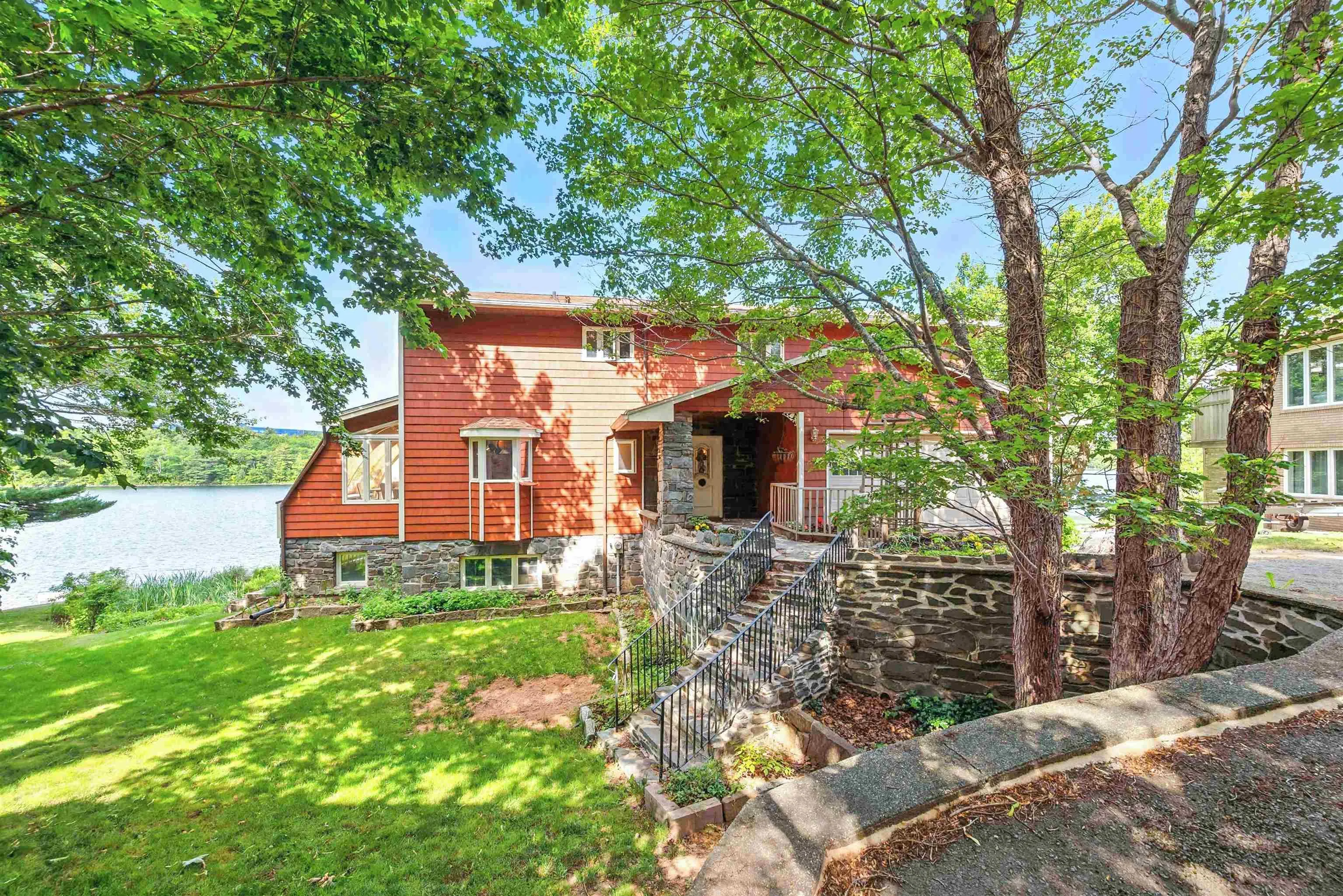 30 Sunset Drive, Dartmouth, NS B2X 2R8, 3 Bedrooms Bedrooms, ,3 BathroomsBathrooms,Residential,For Sale,Sunset,202516774