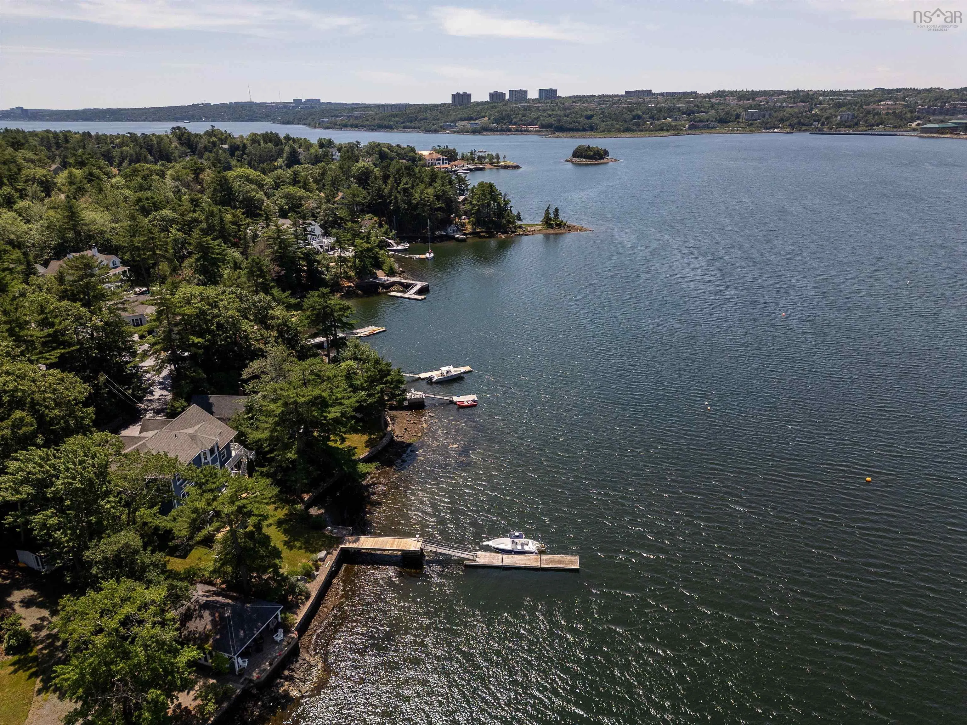 981 Shore Drive, Bedford Ns B4a 2e6, 4 Bedrooms Bedrooms, ,4 BathroomsBathrooms,Residential,For Sale,Shore,202417715