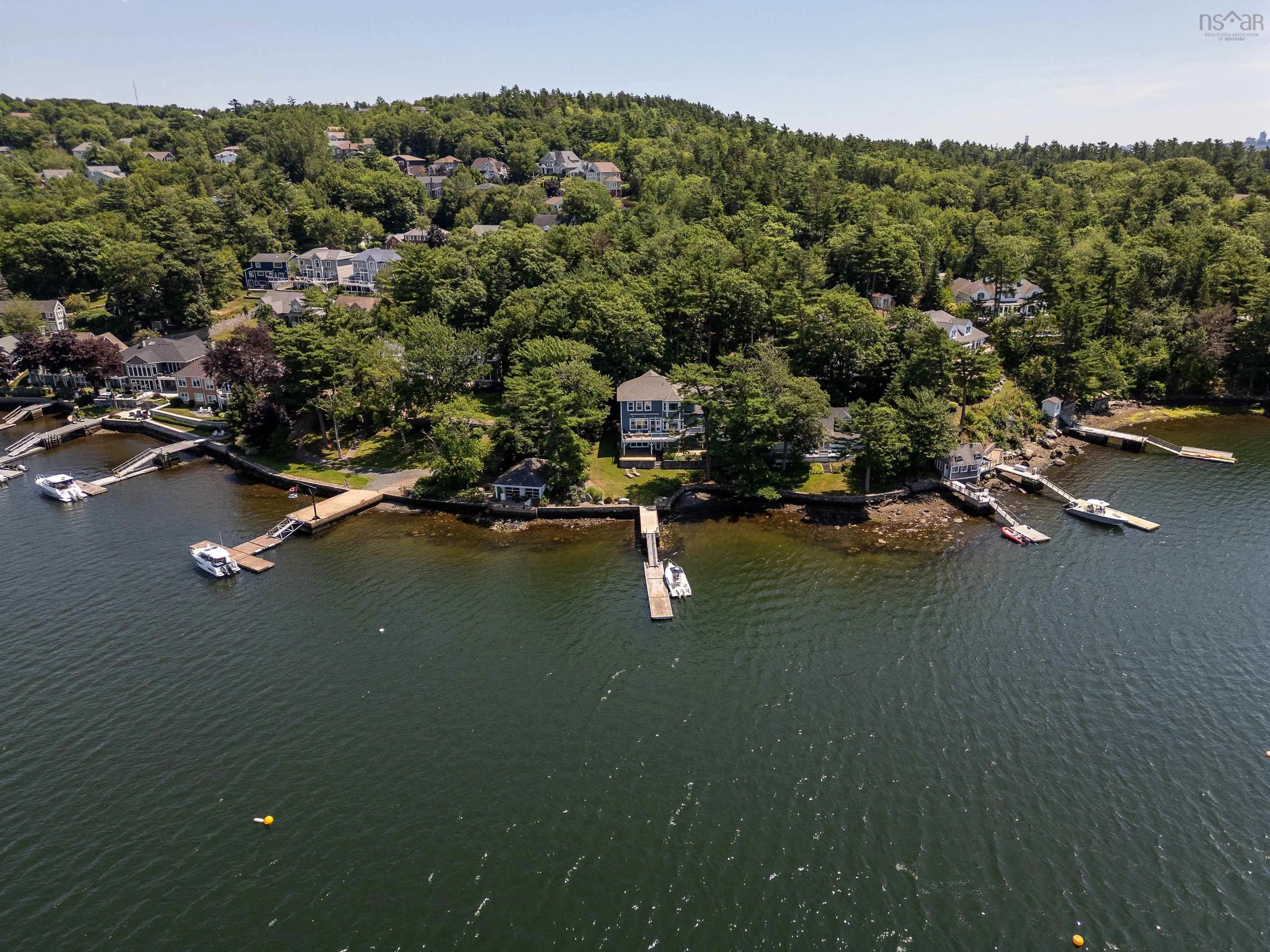981 Shore Drive, Bedford Ns B4a 2e6, 4 Bedrooms Bedrooms, ,4 BathroomsBathrooms,Residential,For Sale,Shore,202417715