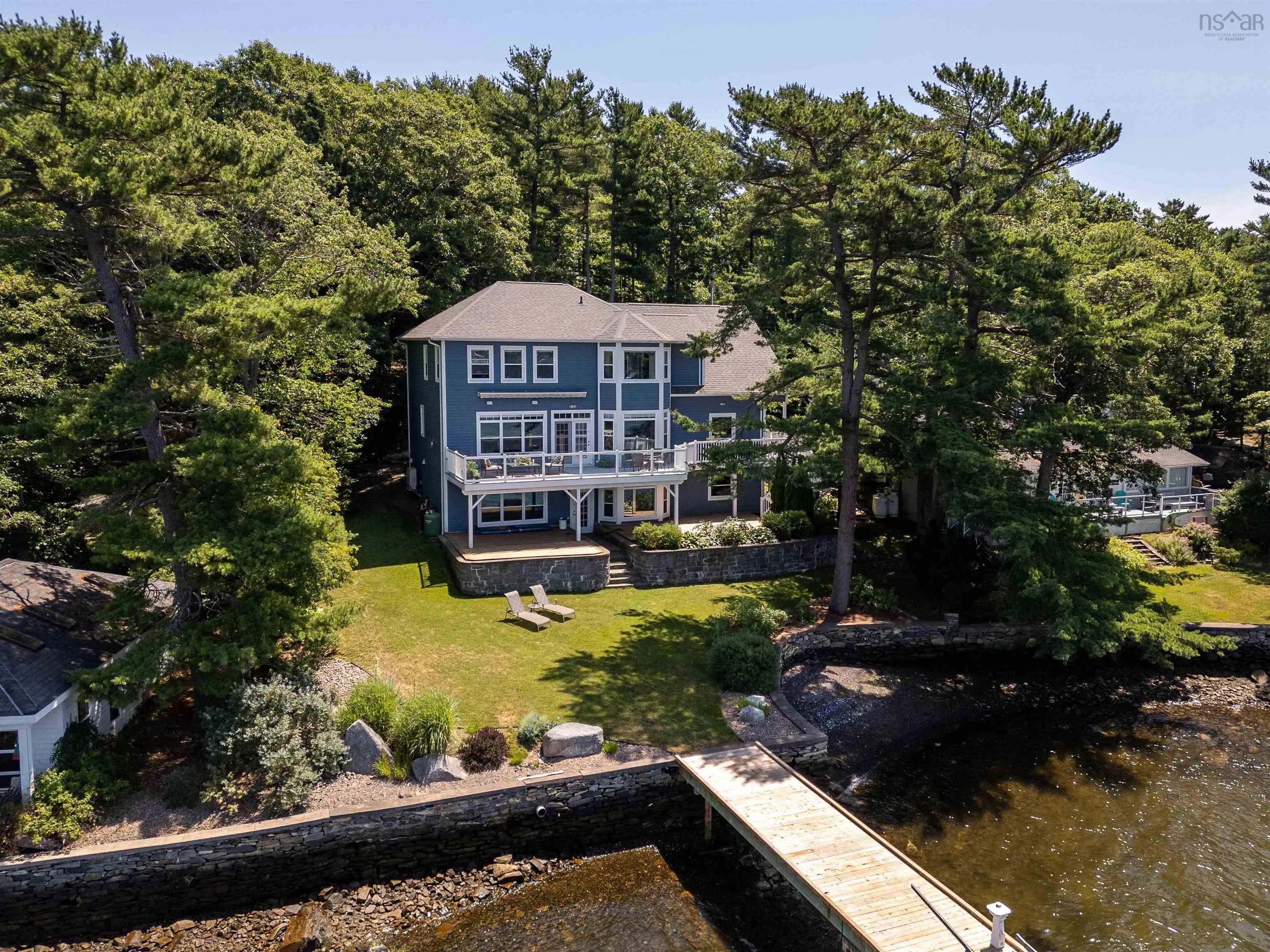 981 Shore Drive, Bedford Ns B4a 2e6, 4 Bedrooms Bedrooms, ,4 BathroomsBathrooms,Residential,For Sale,Shore,202417715
