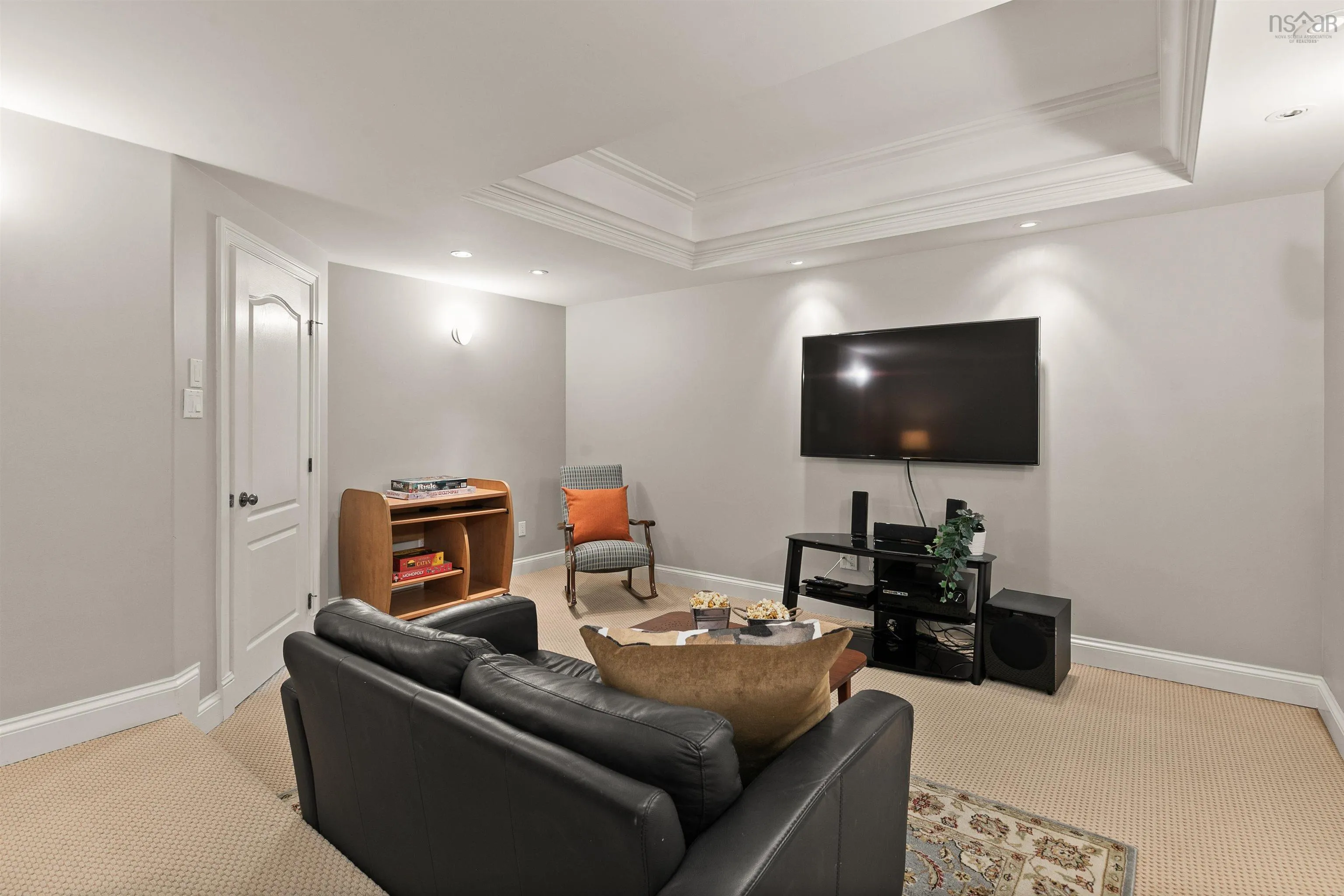 981 Shore Drive, Bedford Ns B4a 2e6, 4 Bedrooms Bedrooms, ,4 BathroomsBathrooms,Residential,For Sale,Shore,202417715