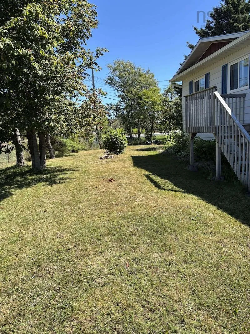83 Redoubt Way, Eastern Passage, NS B3G 1E7, 4 Bedrooms Bedrooms, ,2 BathroomsBathrooms,Residential,For Sale,Redoubt,202520735