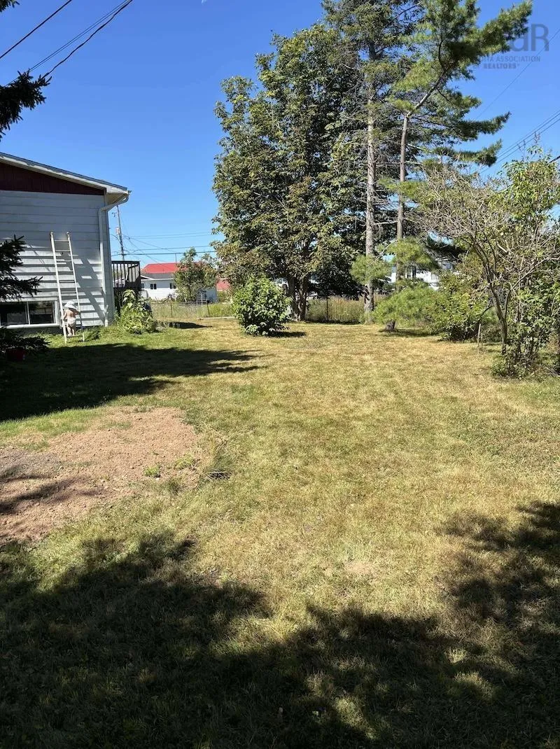 83 Redoubt Way, Eastern Passage, NS B3G 1E7, 4 Bedrooms Bedrooms, ,2 BathroomsBathrooms,Residential,For Sale,Redoubt,202520735
