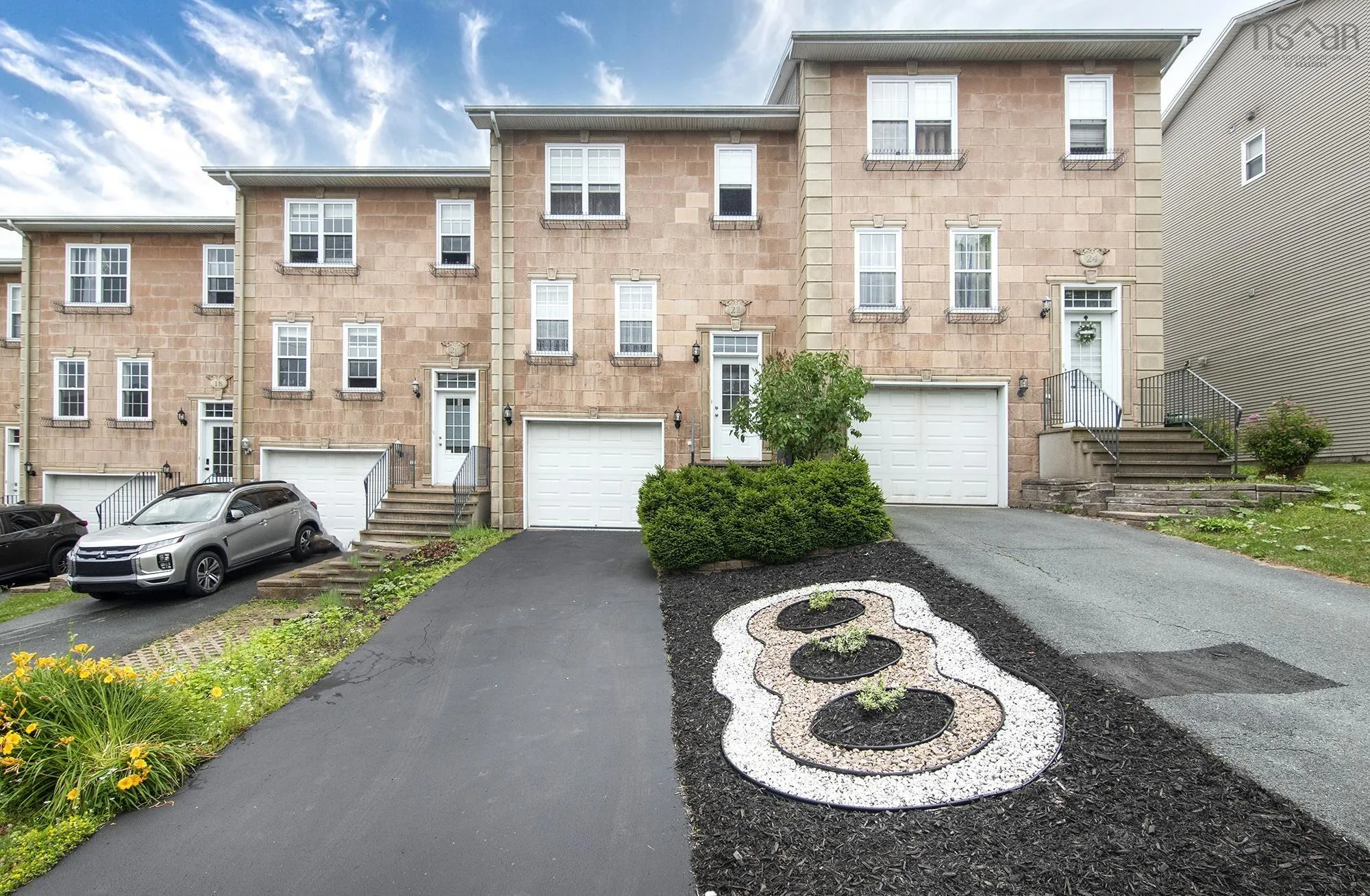 22 Brigadier Court, Halifax, NS B3M 4Y5, 3 Bedrooms Bedrooms, ,4 BathroomsBathrooms,Residential,For Sale,Brigadier,202517561