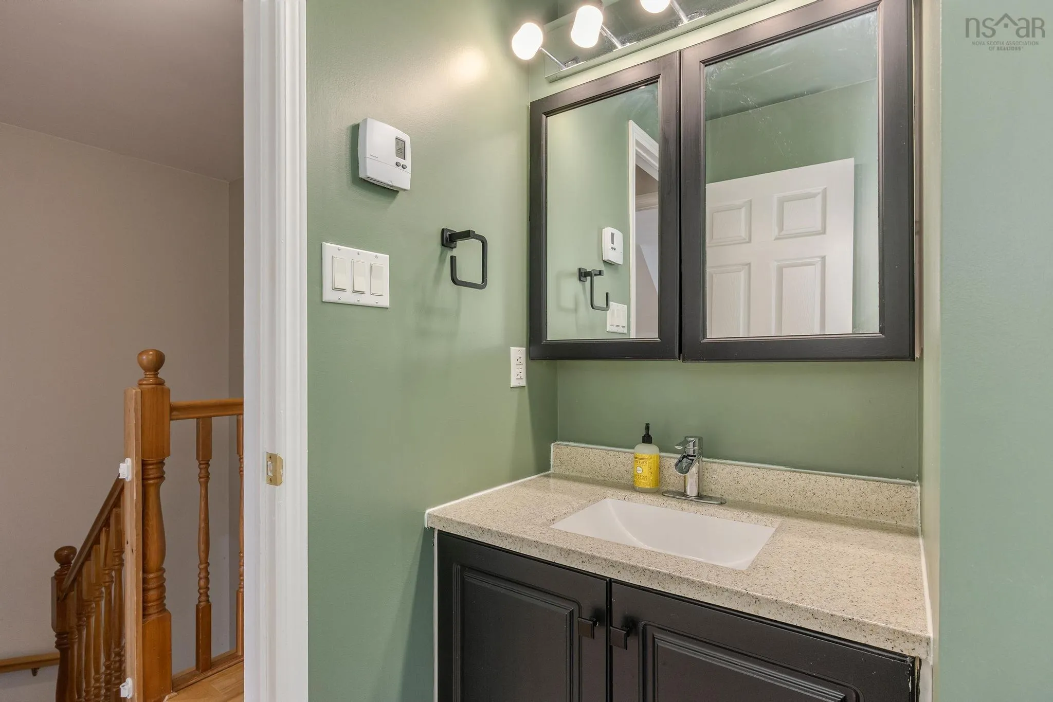 32 Oakvale Court, Timberlea, NS B3T 1K7, 4 Bedrooms Bedrooms, ,2 BathroomsBathrooms,Residential,For Sale,Oakvale,202521850