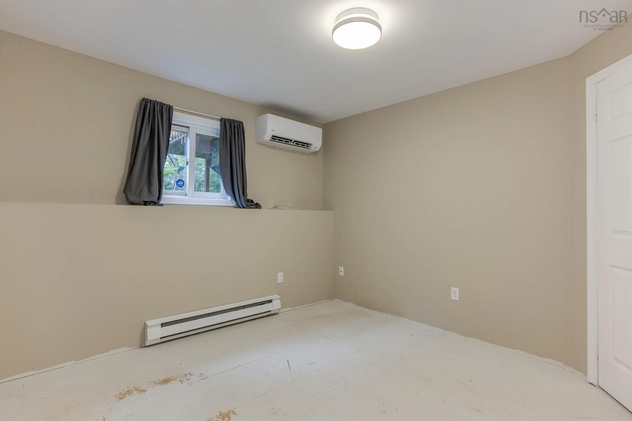 32 Oakvale Court, Timberlea, NS B3T 1K7, 4 Bedrooms Bedrooms, ,2 BathroomsBathrooms,Residential,For Sale,Oakvale,202521850