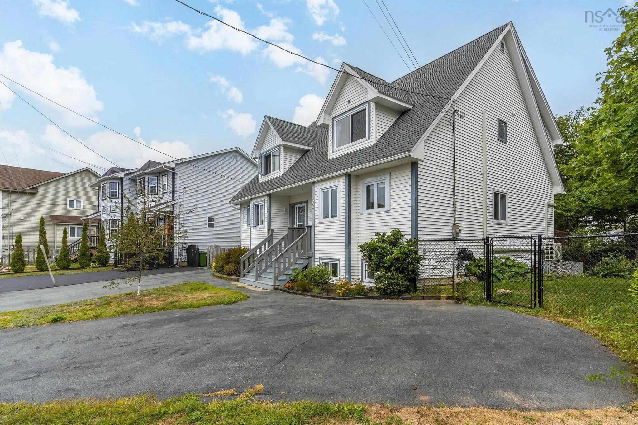 32 Oakvale Court, Timberlea, NS B3T 1K7, 4 Bedrooms Bedrooms, ,2 BathroomsBathrooms,Residential,For Sale,Oakvale,202521850